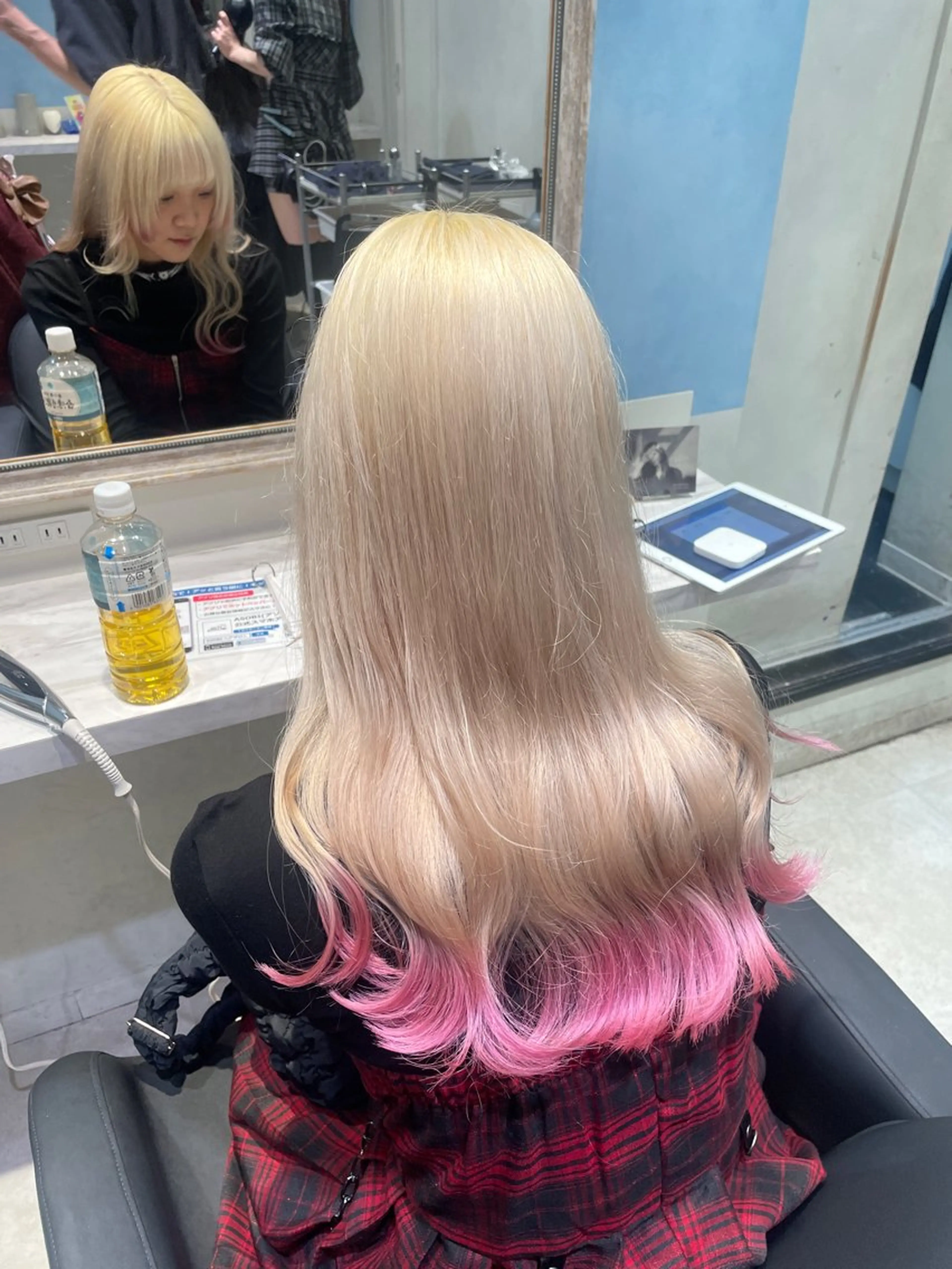 【最高級ケアブリーチ】ダブルカラーの写真