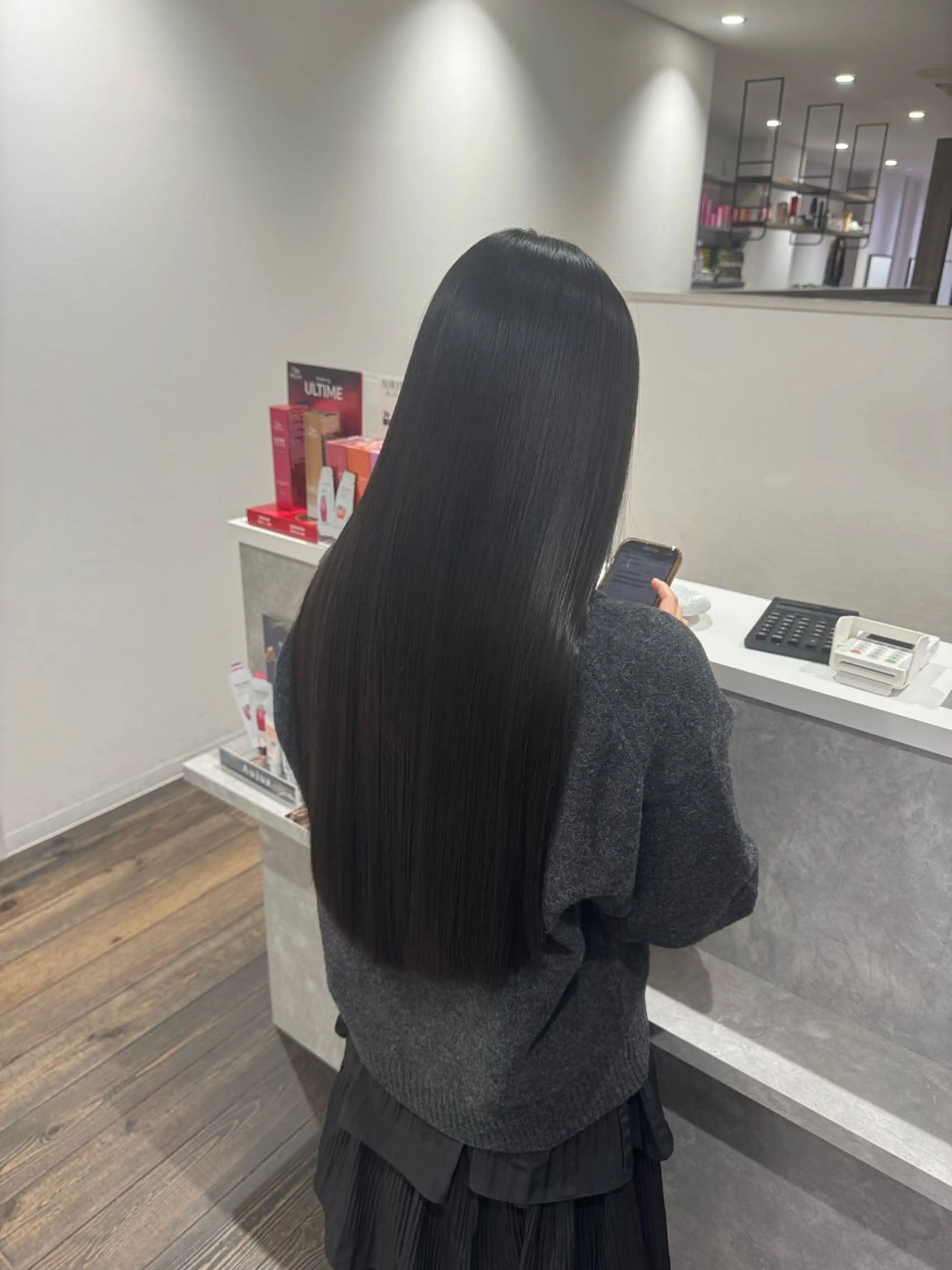 ロング ヘアカラー 指名支持率NO.1 スタイリストのヘアスタイル