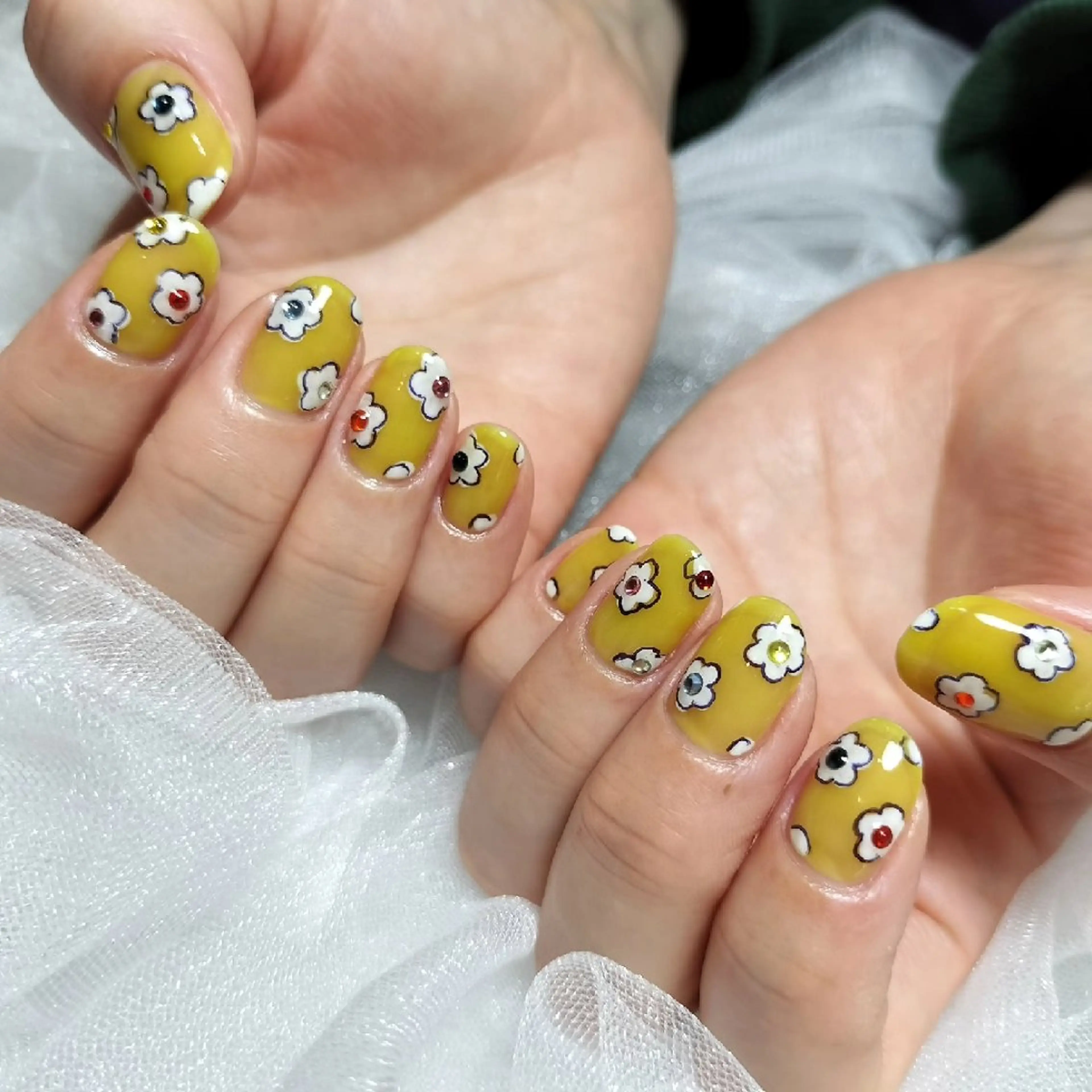 ネイル rokunana 佐野のネイルデザイン