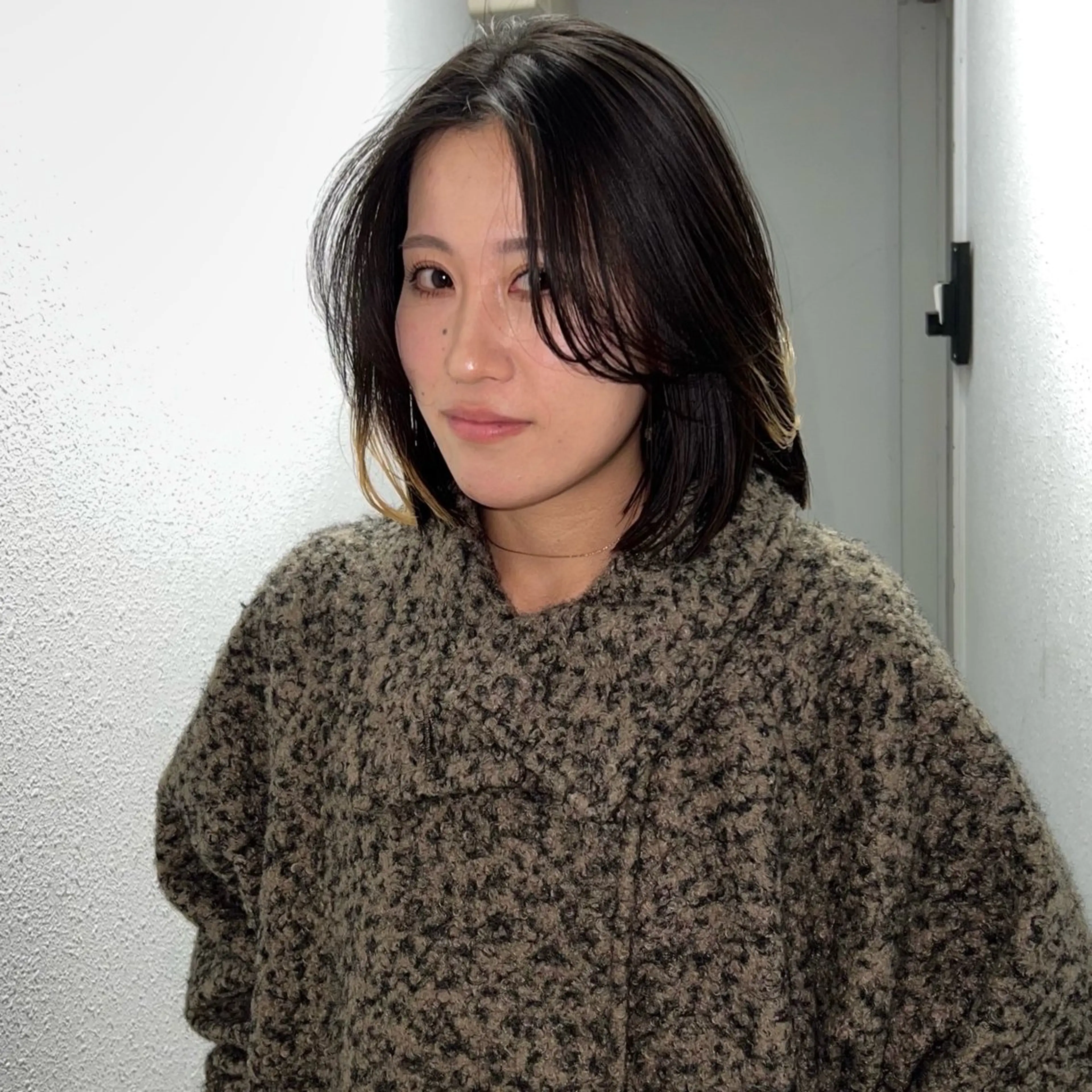 ミディアム Hz/金子 亮/レイヤーカットのヘアスタイル