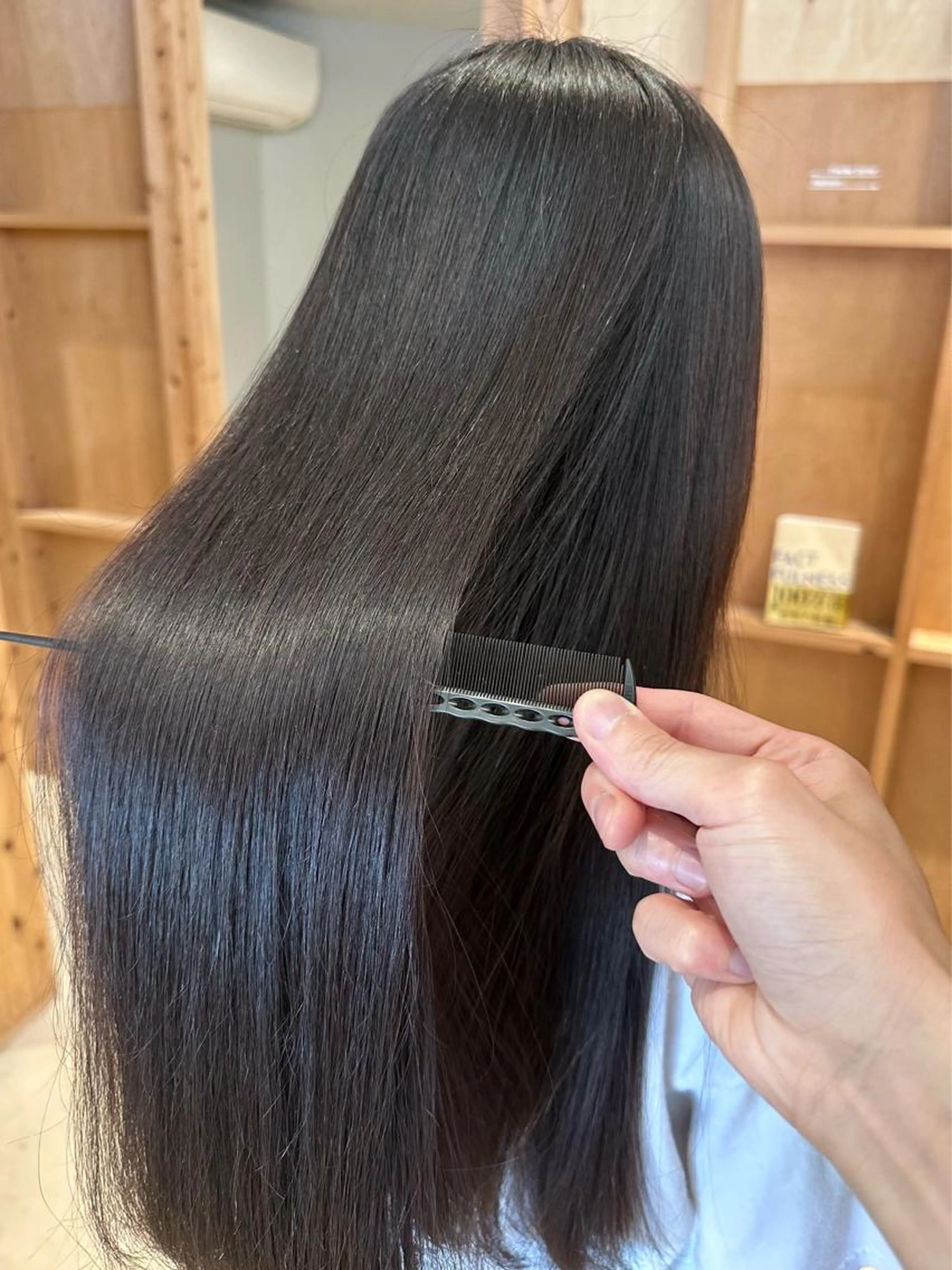 小顔カット＋プレミアム矯正＋ケアカラー＋髪質改善KERASTASE TRの写真