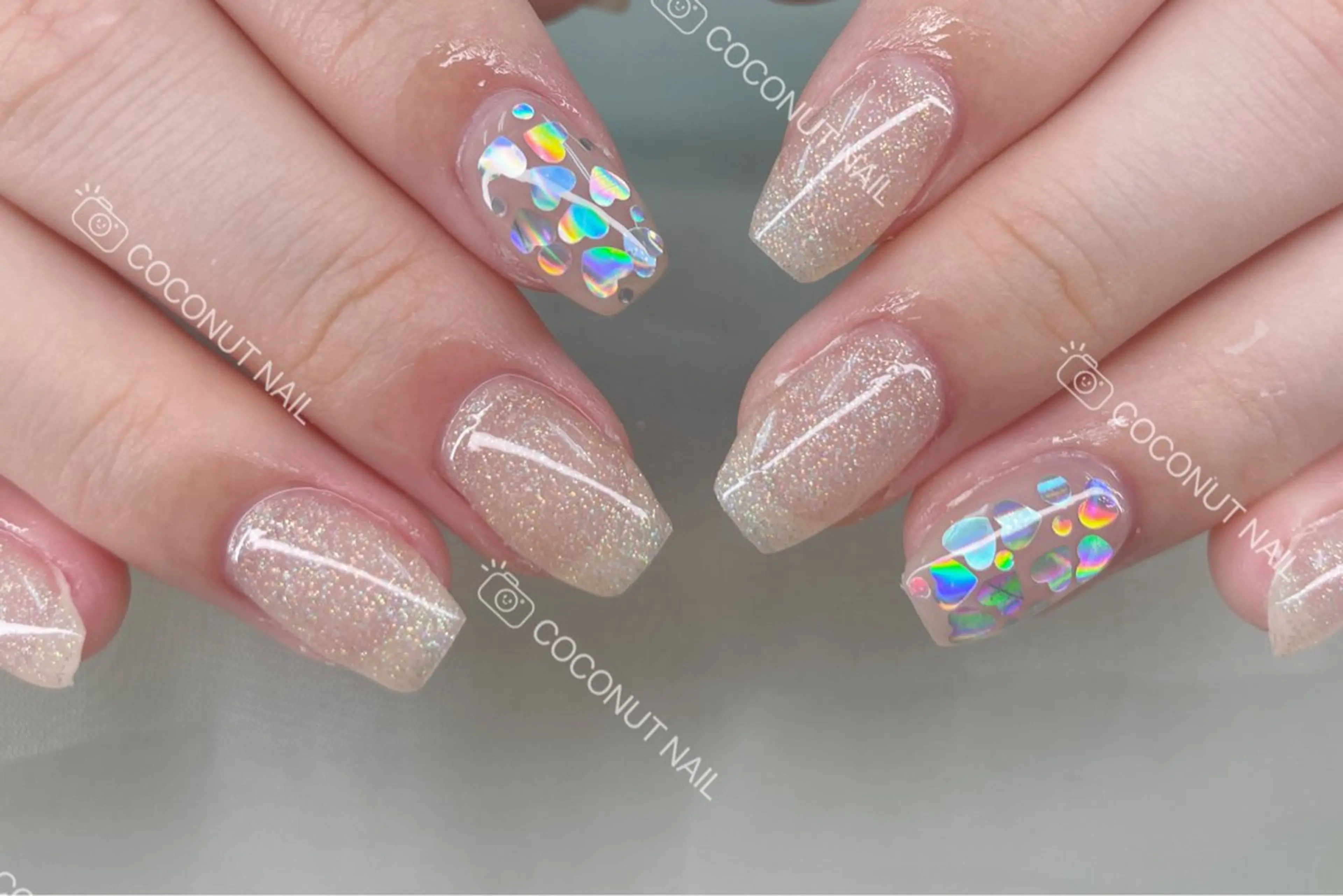 ネイル べっ甲ネイル フレンチネイル キラキラネイル マグネットネイル 大理石ネイル(マーブル) ハンドネイル 神田 ココナッツのネイルデザイン