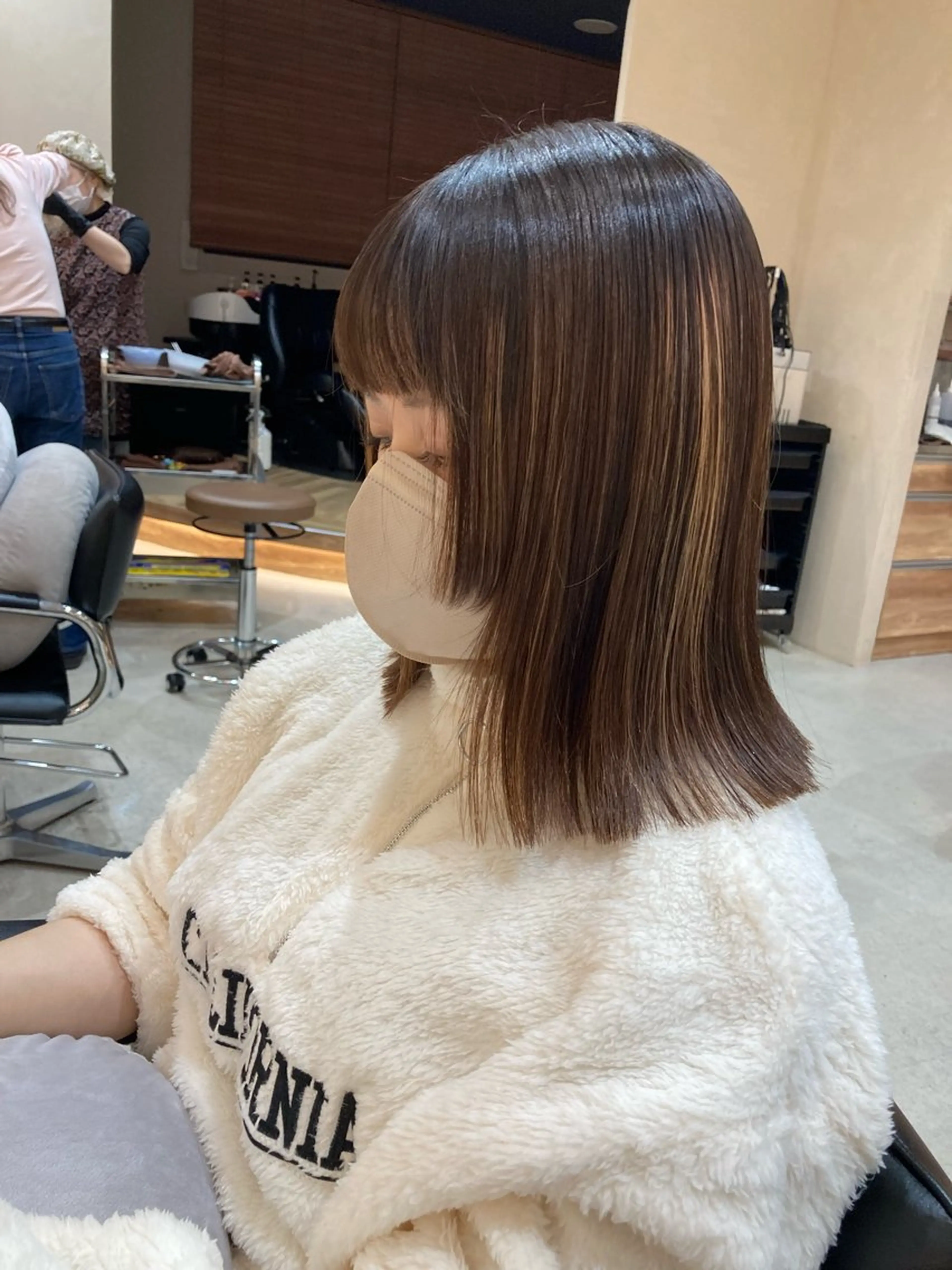 ミディアム 🌈新田 みどり🌈のヘアスタイル