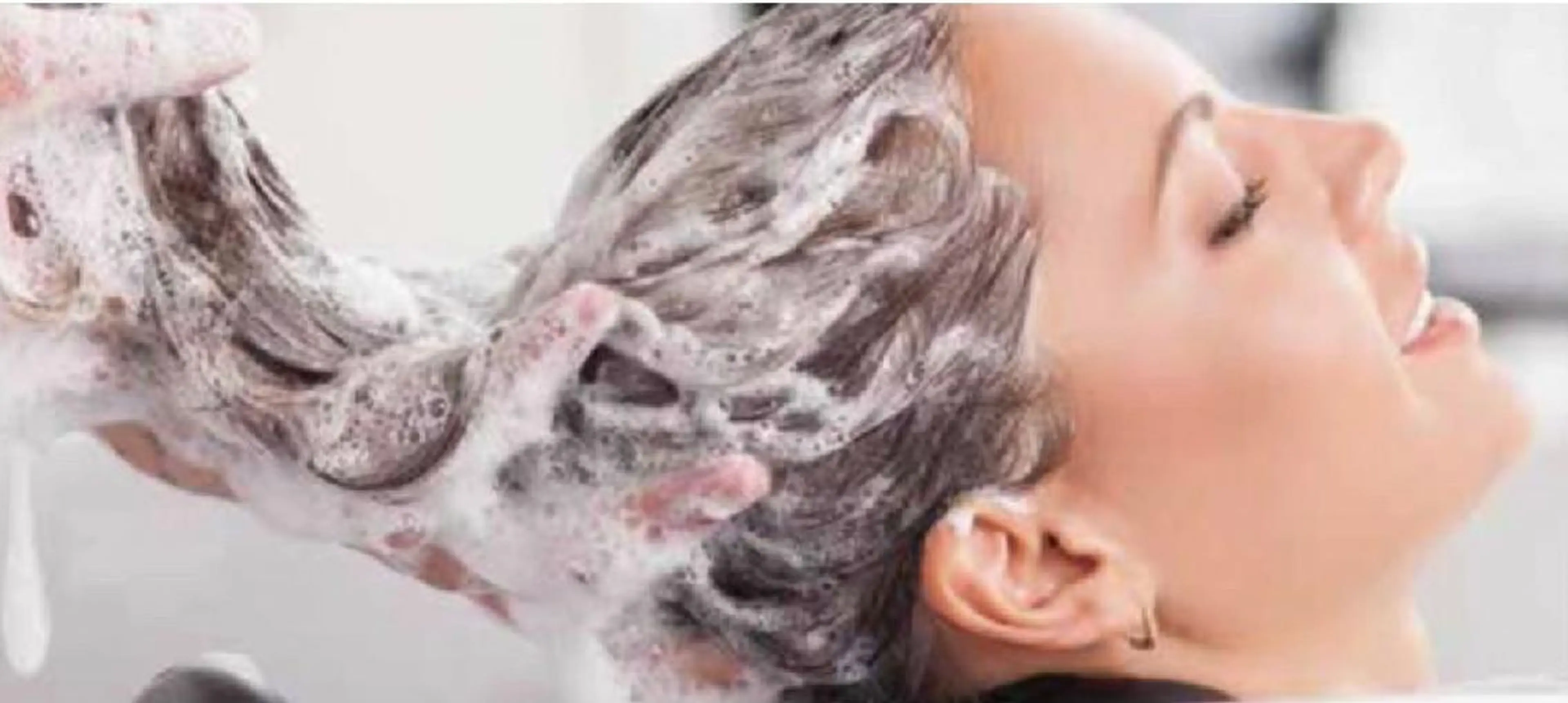 頭皮がガチガチなそこのあなたに🌺イーラル✨アロマヘッドマッサージ60分🌟✨4400円👀💕の写真