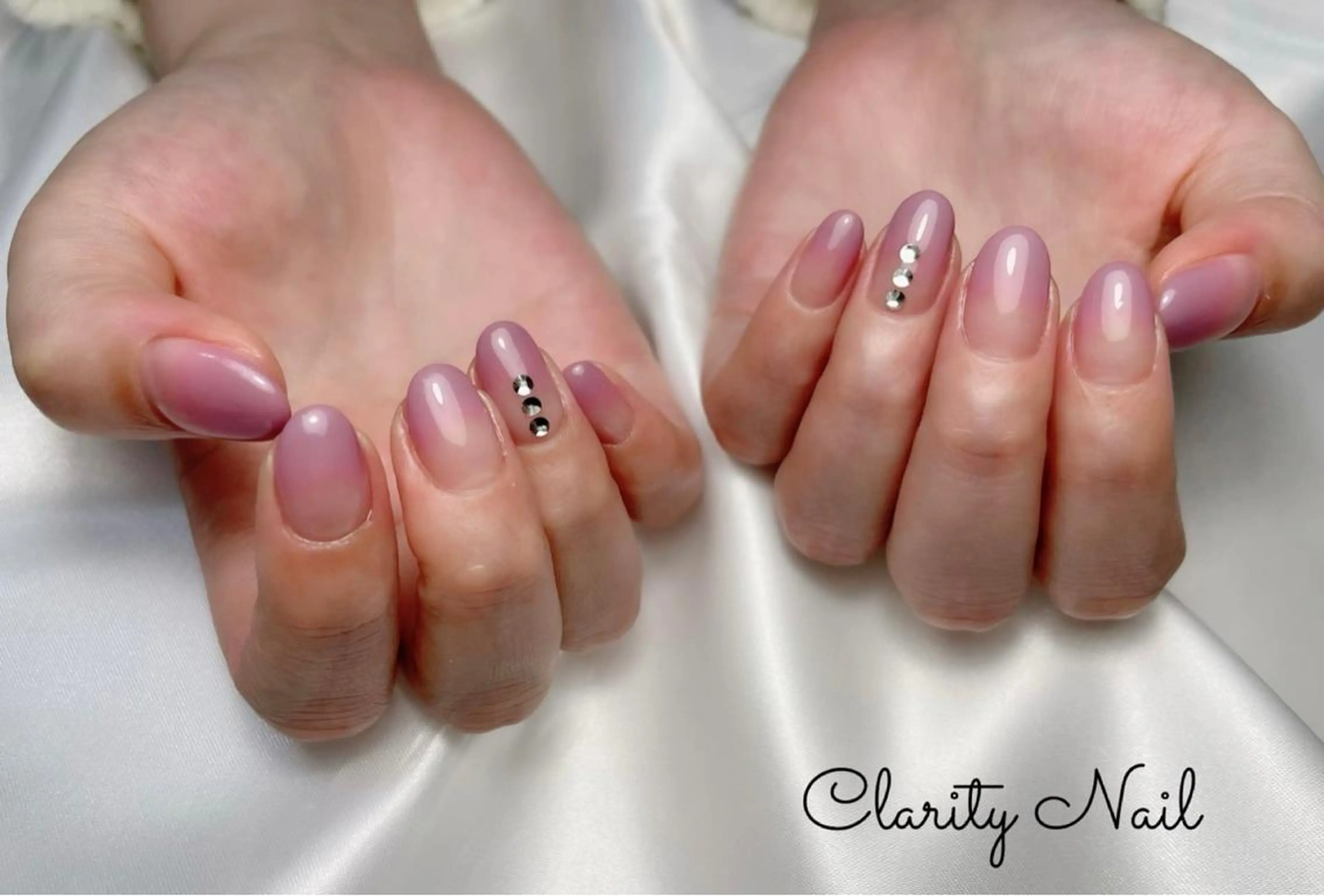 ネイル グラデーション ハンドネイル Clarity Nailのネイルデザイン