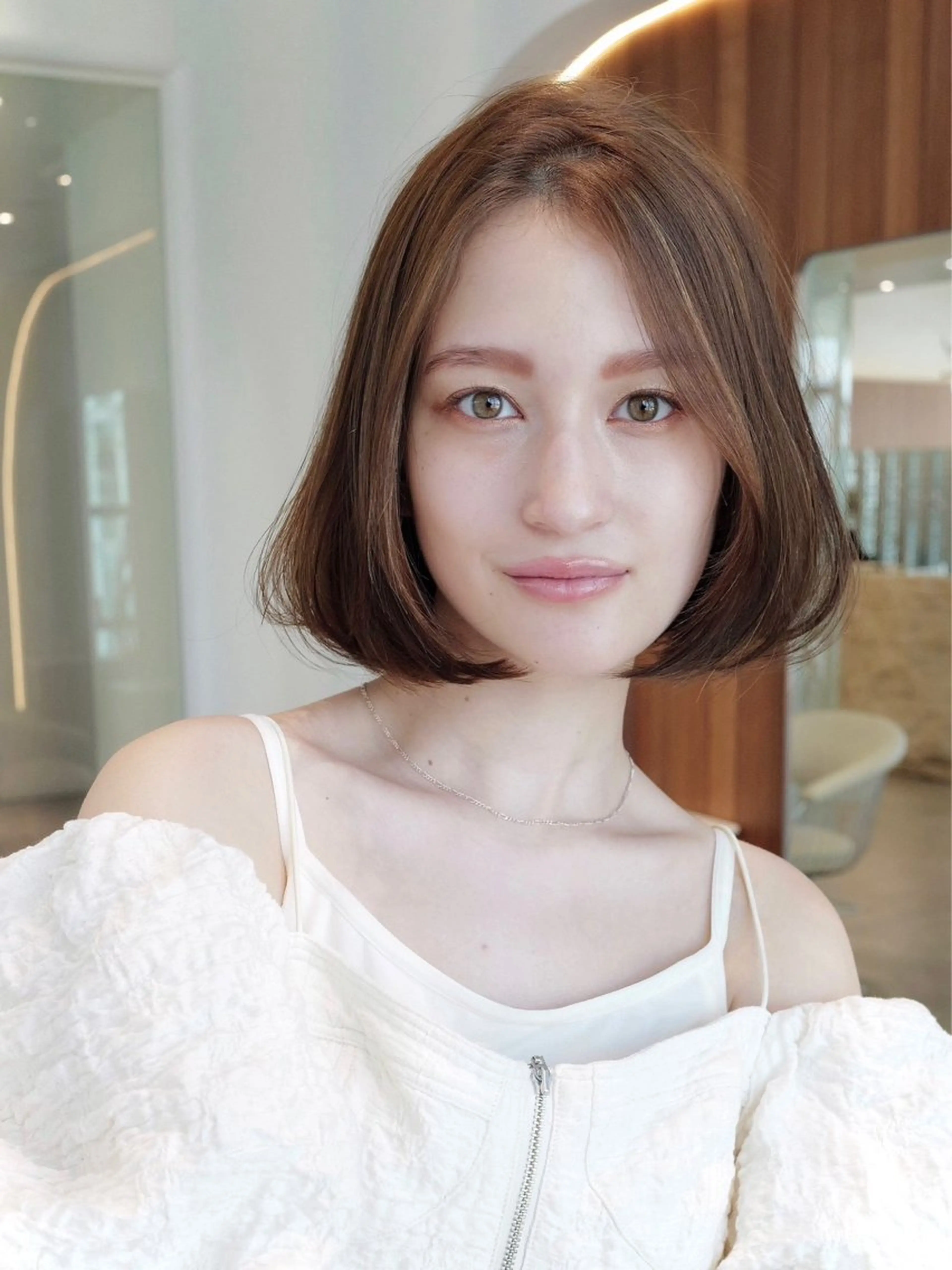 ミディアム カラー 渋谷/レイヤーボブ・ 韓国ボブ特化/楓のヘアスタイル