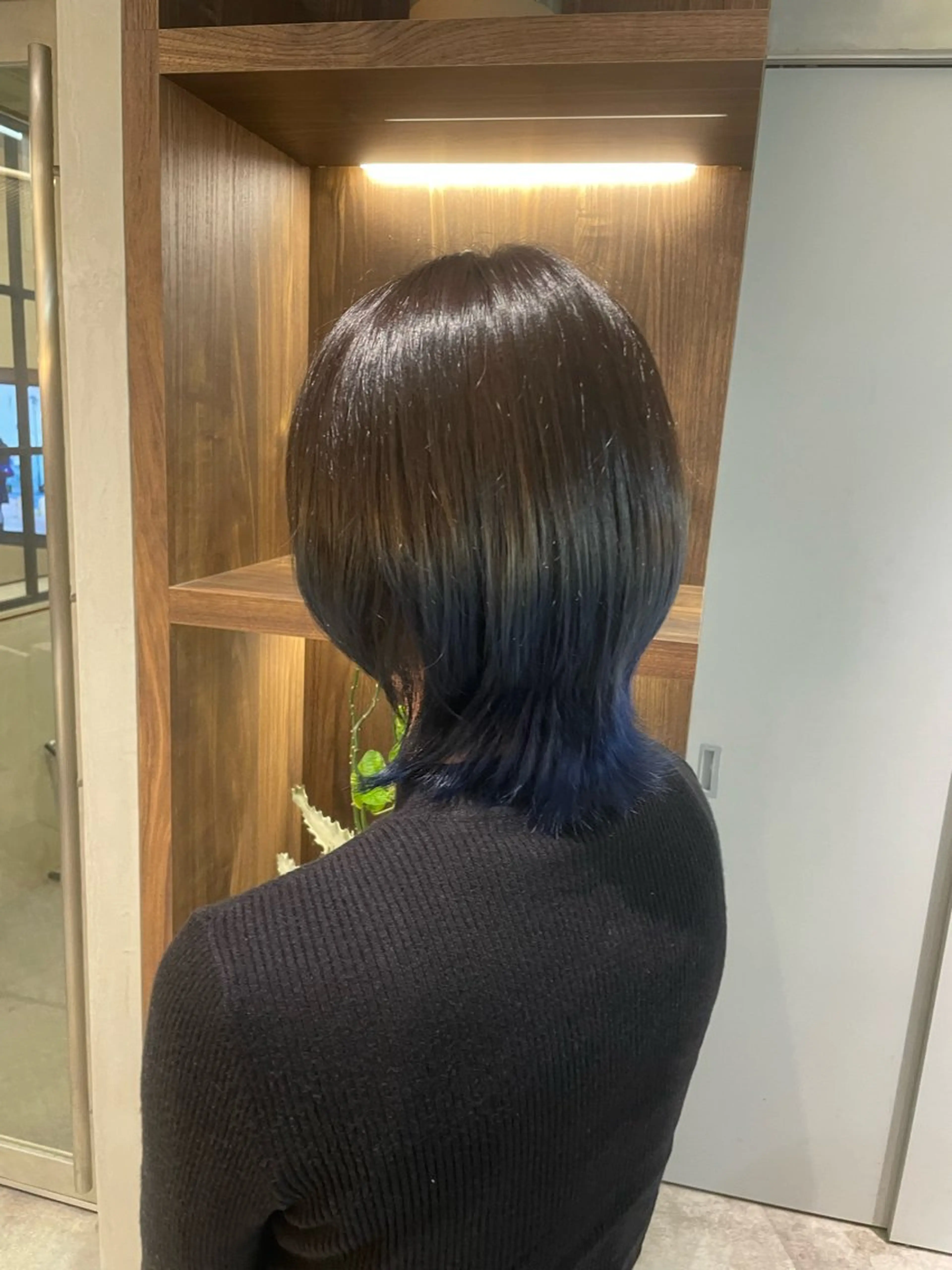 セミロング カラー Toiro 新宿所属・新宿/新宿三丁目 yuinaのヘアスタイル