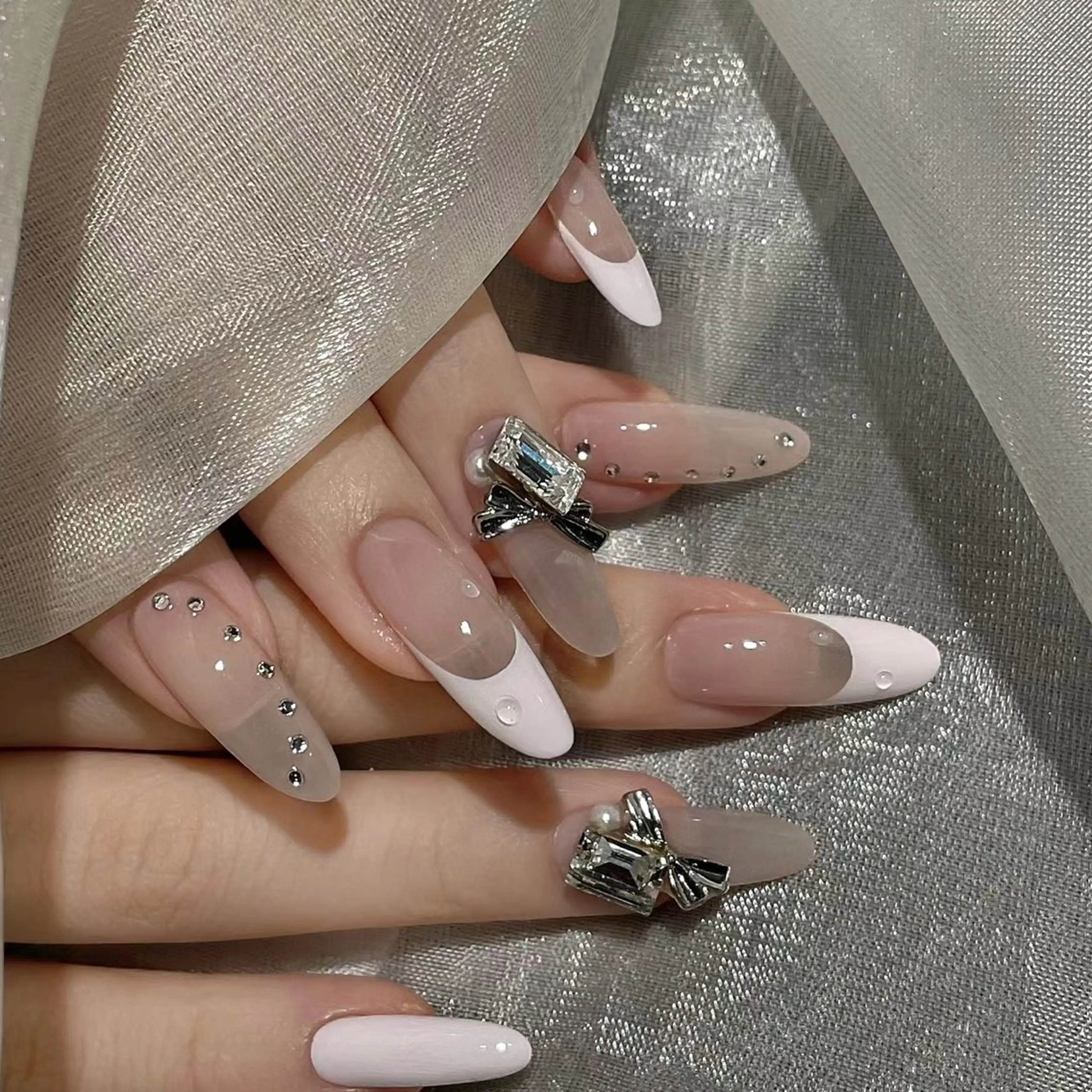 ネイル Hana  NAIL所属・新宿YISInail スカルプ専門店のネイルデザイン