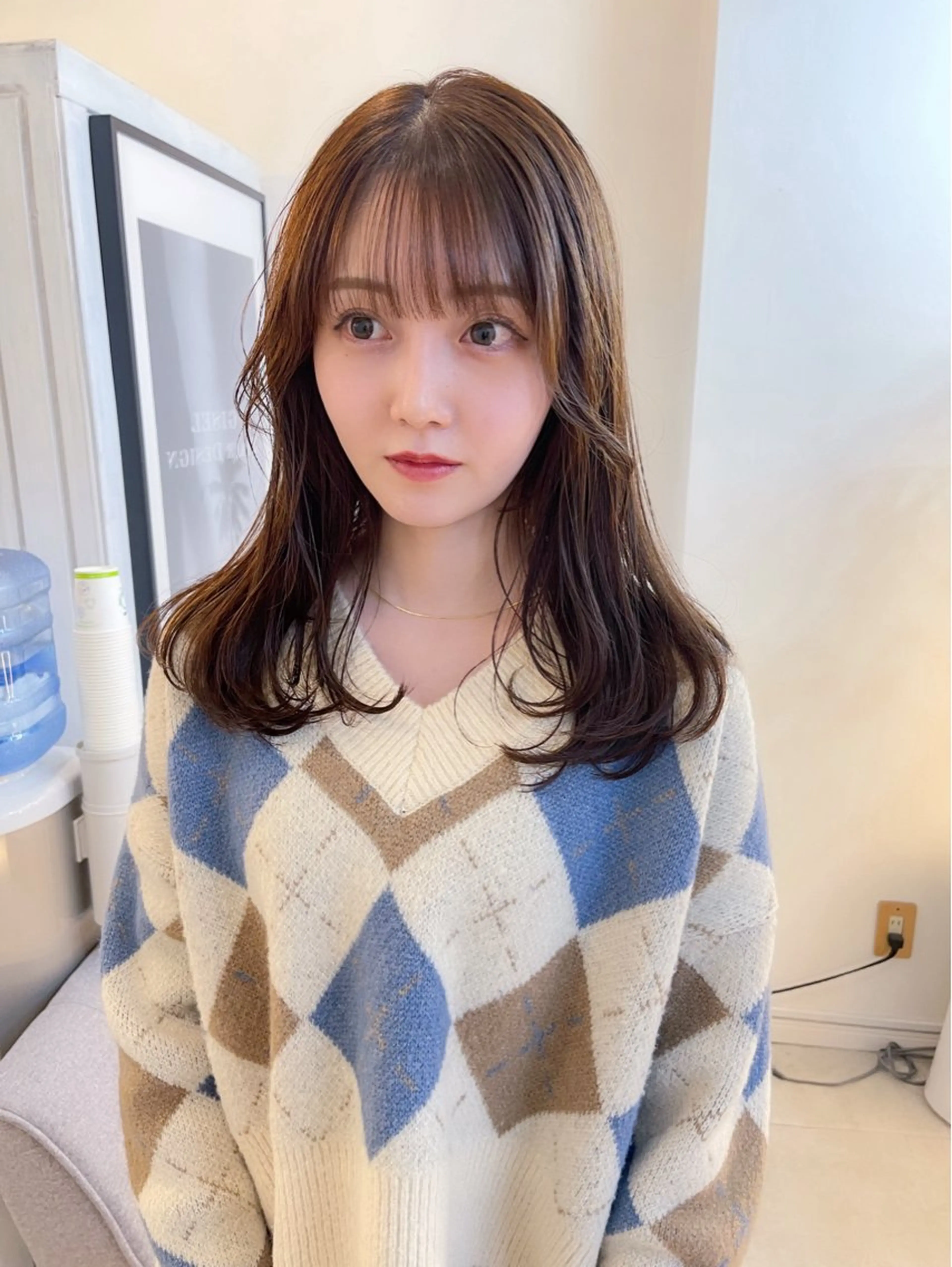 ミディアム カラー レイヤーカット カット ヘアカラー トリートメント AiM 大名　似合わせカットのヘアスタイル