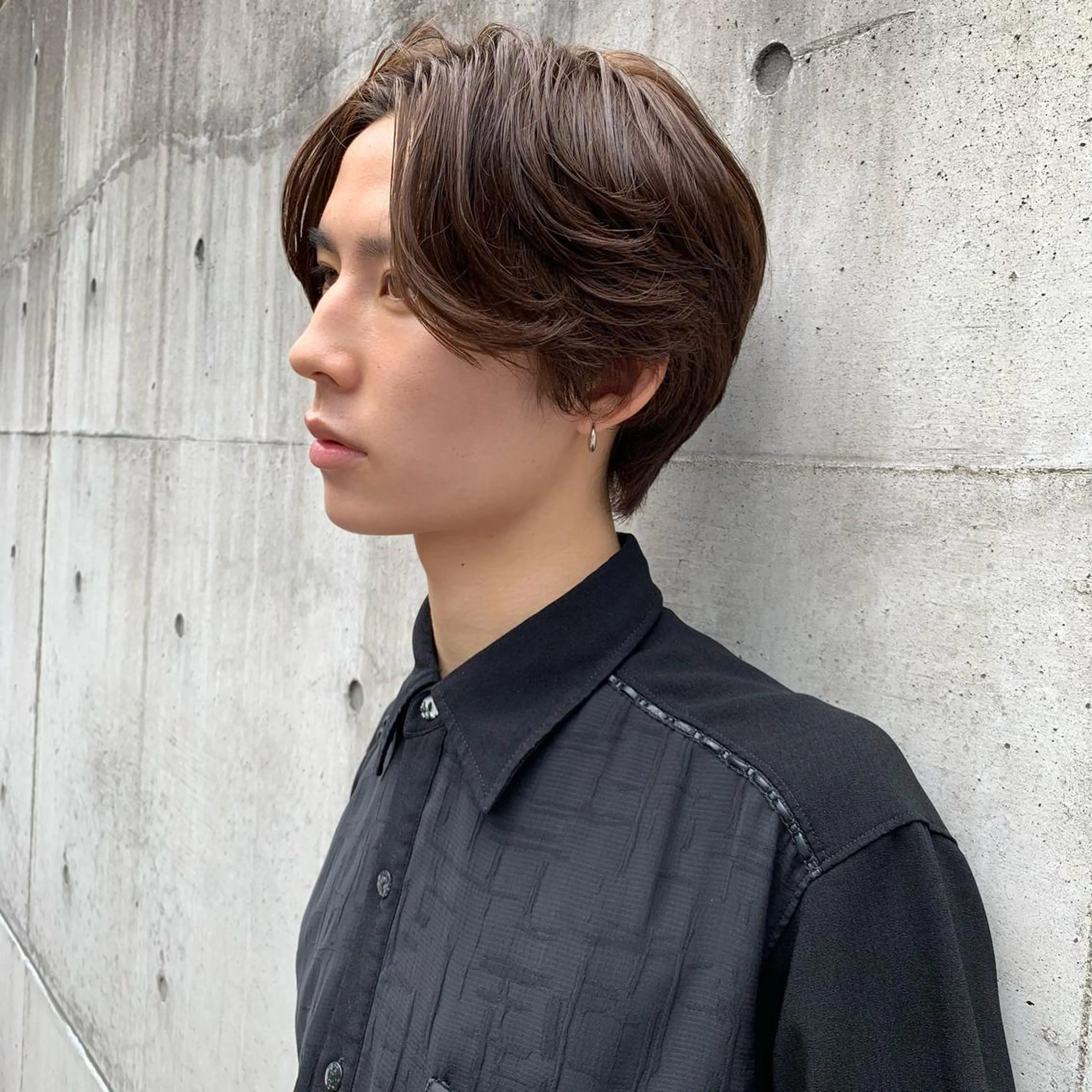 パーマ メンズ メンズハイトーン カルマパーマ メンズ韓国風 マッシュウルフ マッシュ SALOWIN表参道店所属・マンツーマン×半個室 まちだきょうすけのヘアスタイル