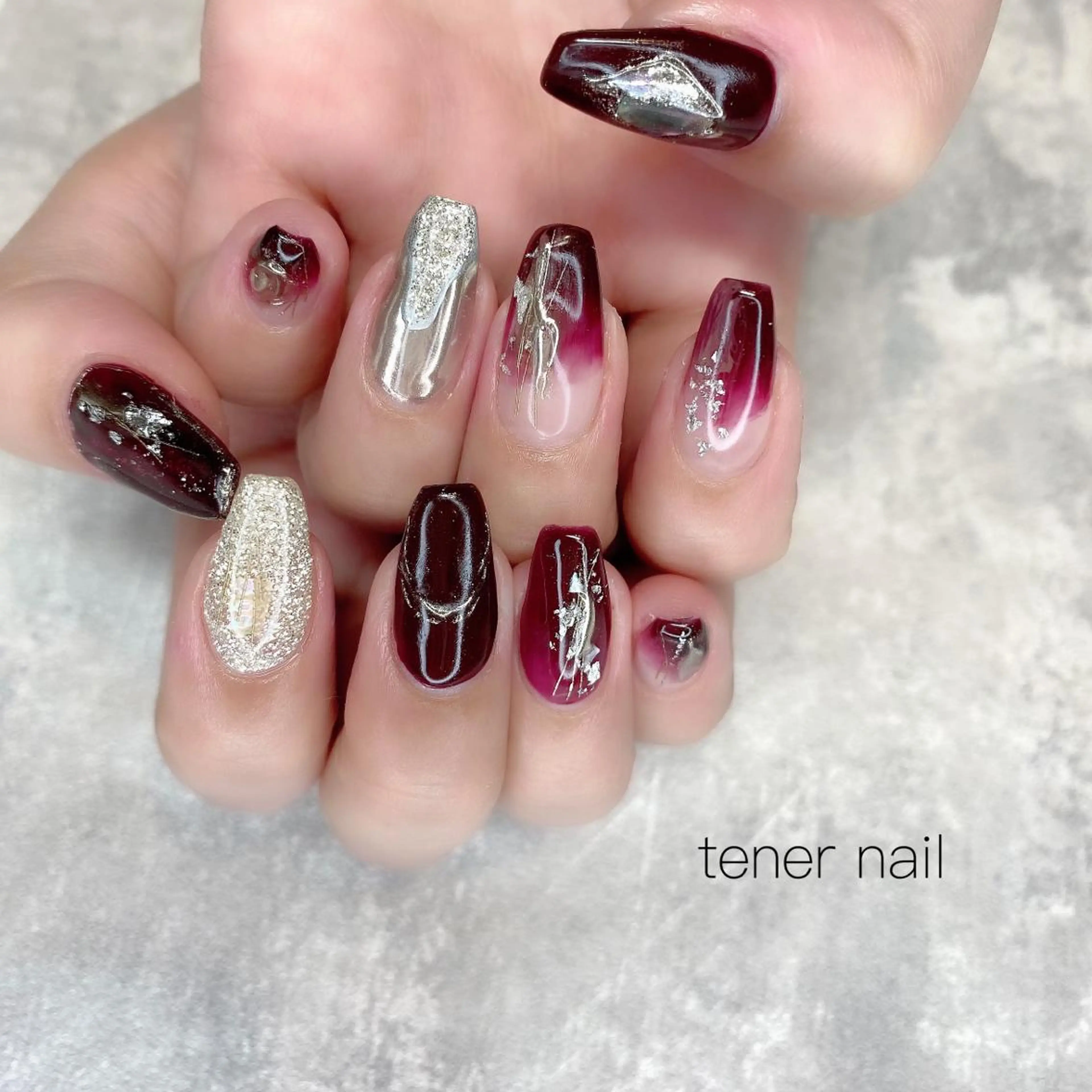 ネイル ボルドー ニュアンスネイル tener  nail  テネルネイル所属・テネルネイル tener nailのネイルデザイン