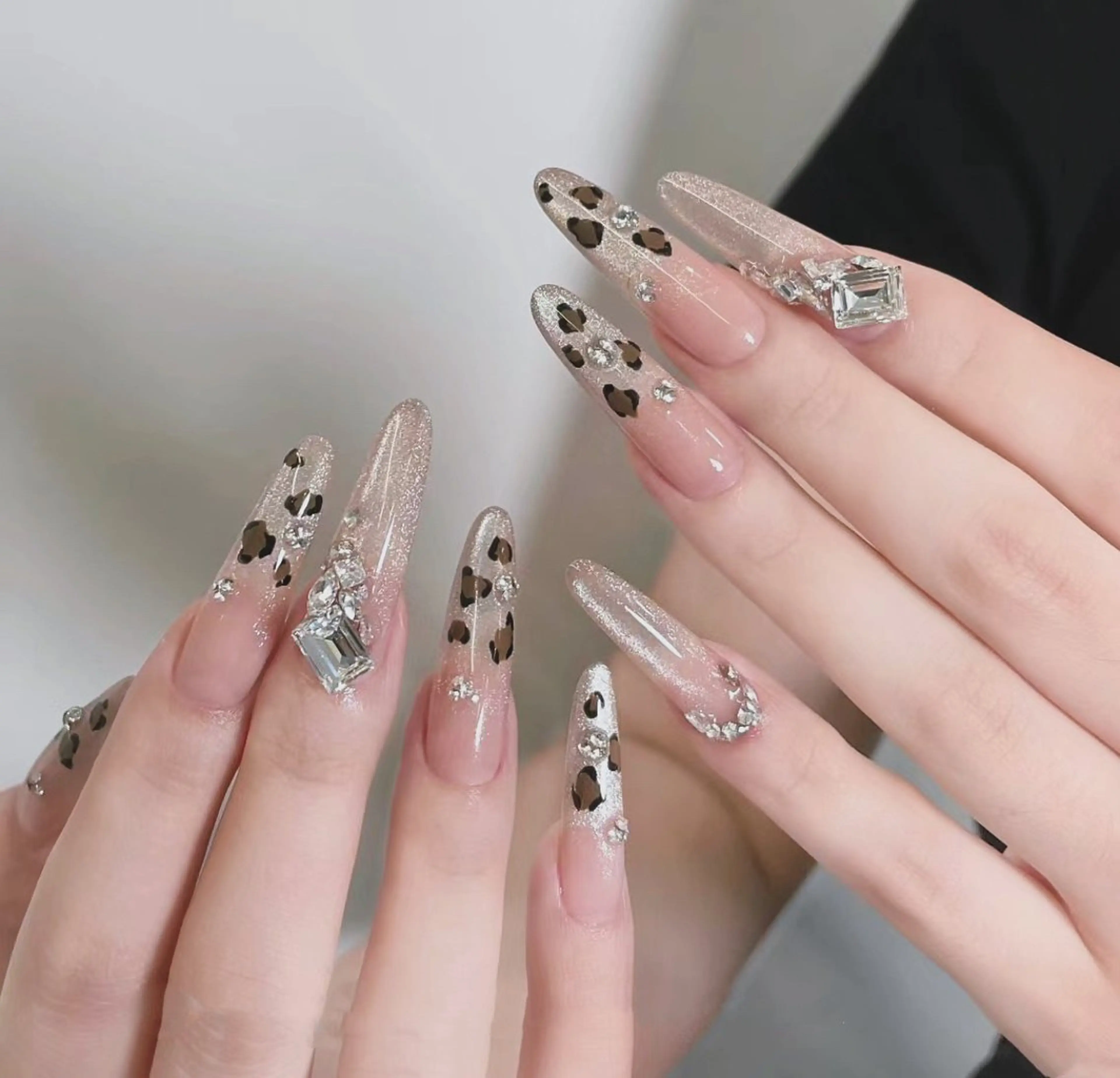 ネイル アートネイル チークネイル 長さ出し フットネイル フレンチネイル YK Beauty Salonのマツエク・マツパデザイン