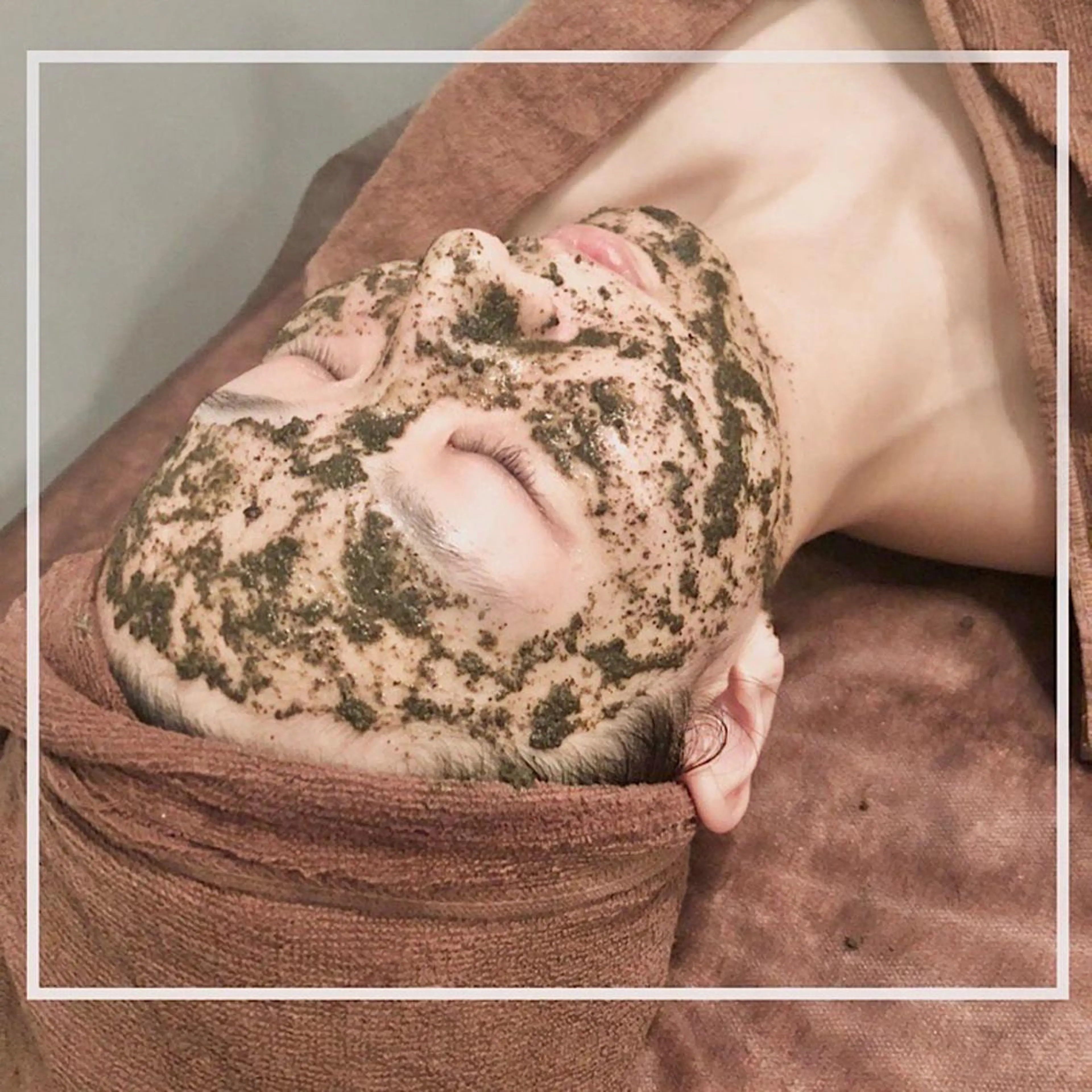 「お試し初回限定」REVI陶器肌トリートメント/剥けない最新ハーブピーリングの写真