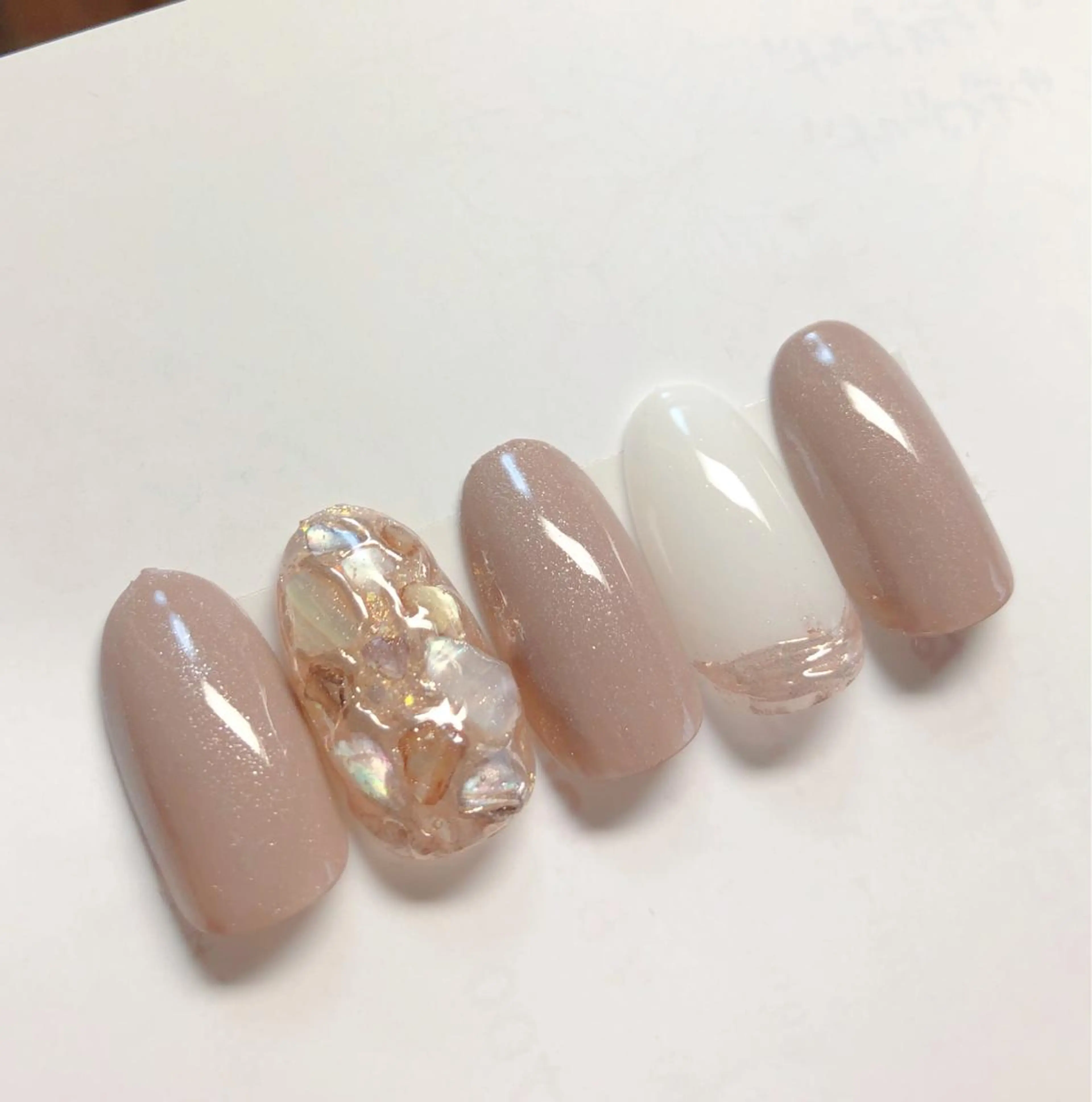 ネイル Bella  totalbeauty所属・Bella 齋藤理奈のネイルデザイン