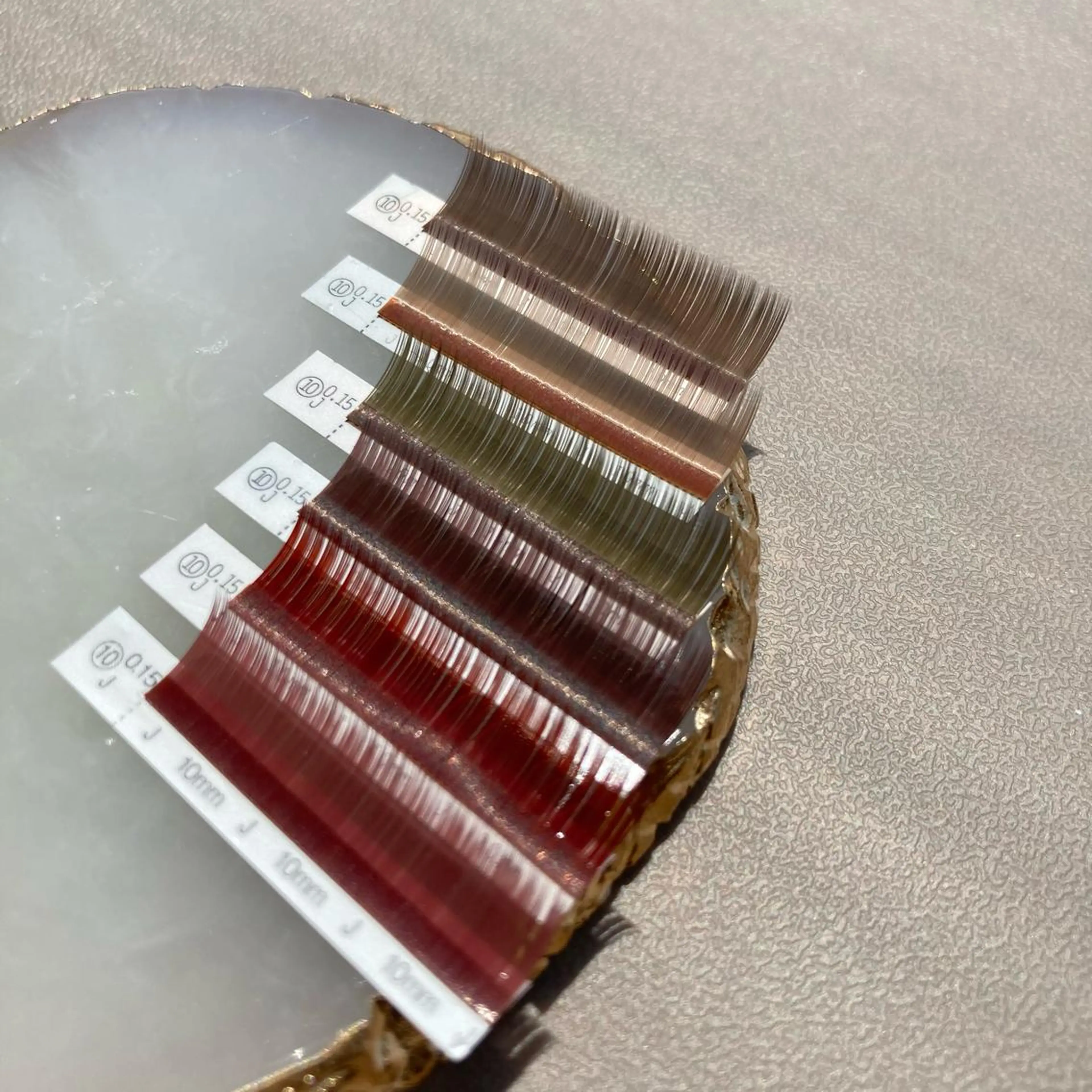 ミディアム カラー ネイル マツエク・マツパ アイブロウ 𓊆ᶠᵉᵉʸ𓊇 ᶜᴴᴵᴴᴬᴿᵁのマツエク・マツパデザイン