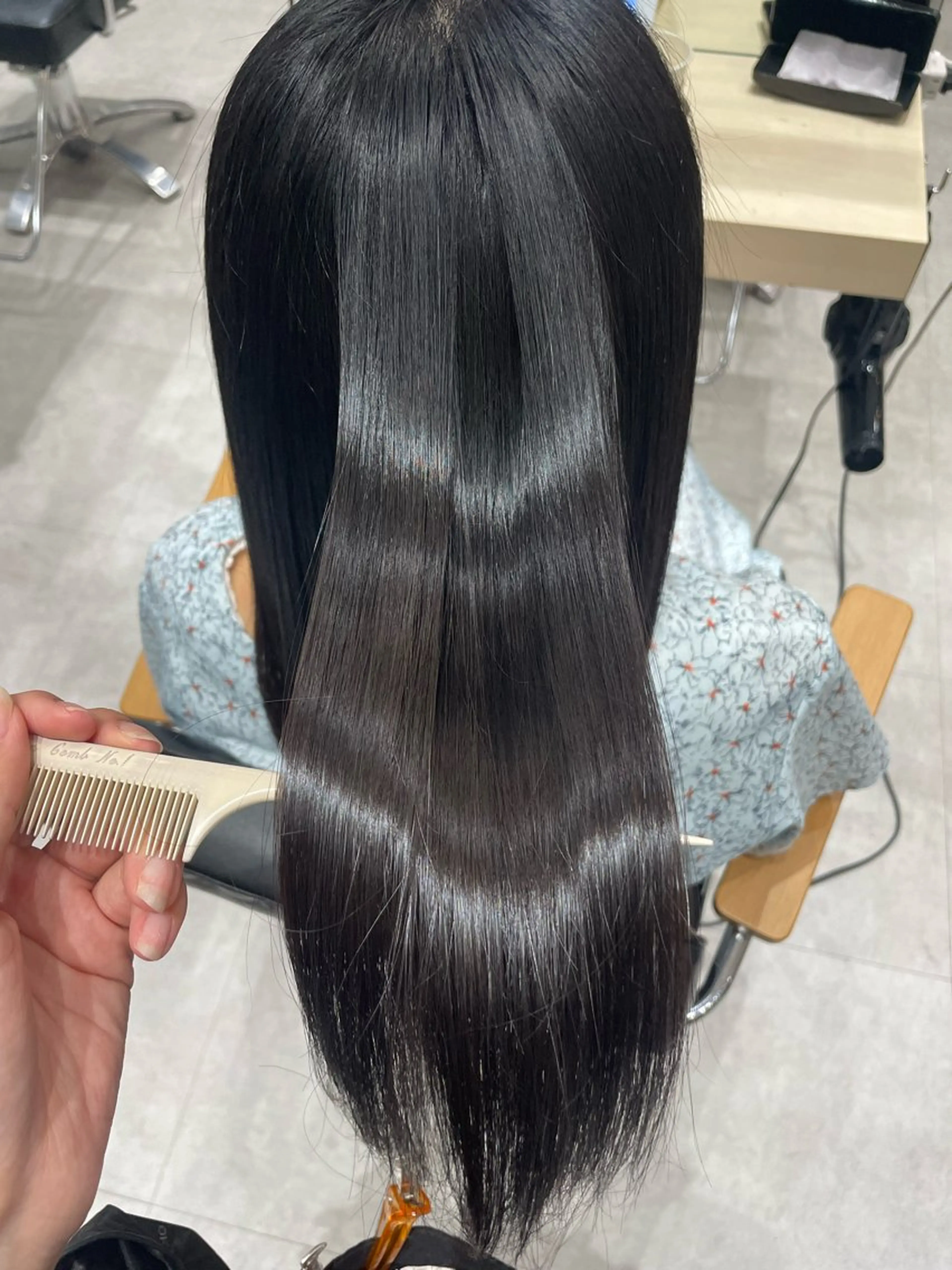 ミディアム Hinako/ カット無料のヘアスタイル