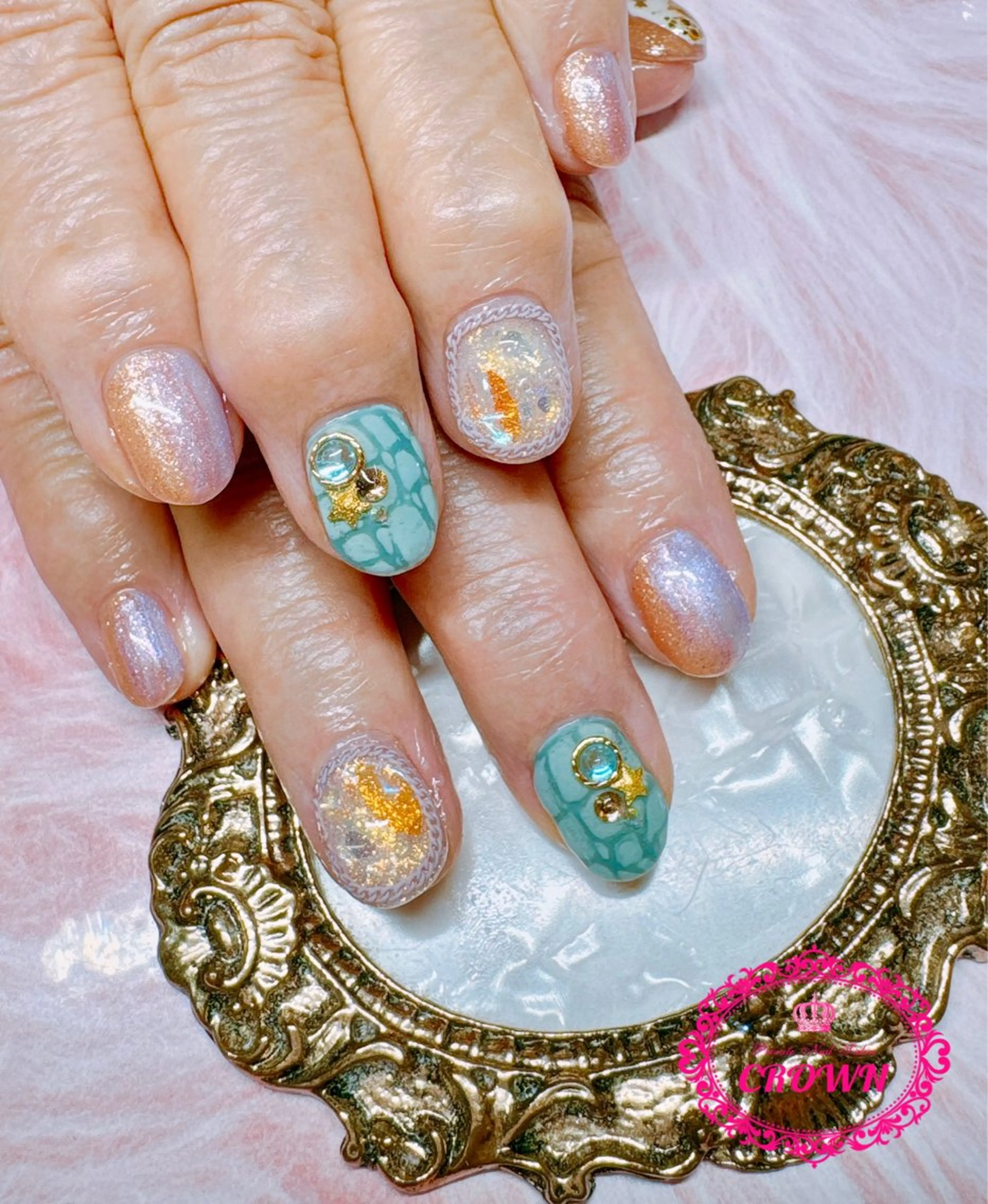 ネイル CROWN プライベートサロンのネイルデザイン