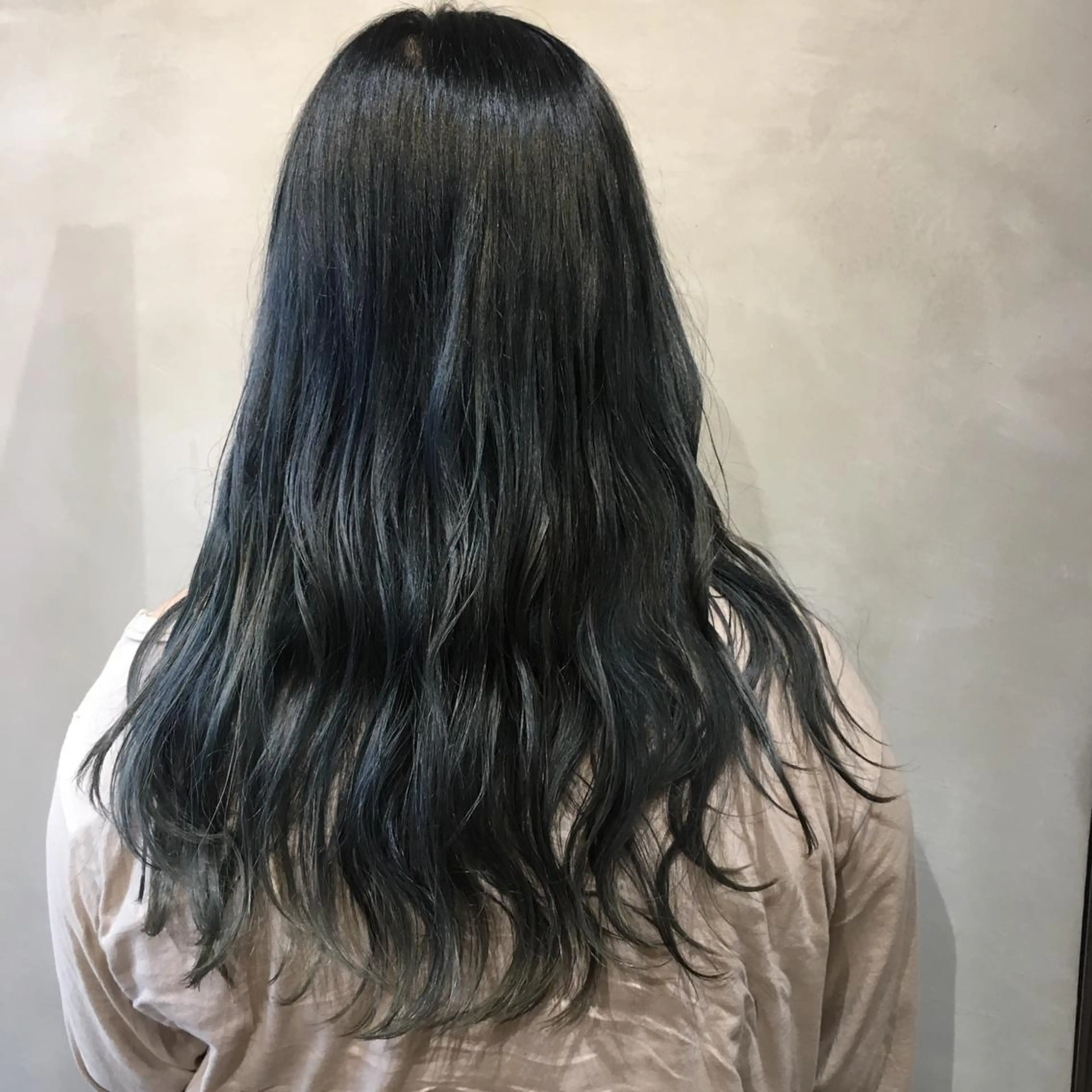 ロング 小林 愛花のヘアスタイル