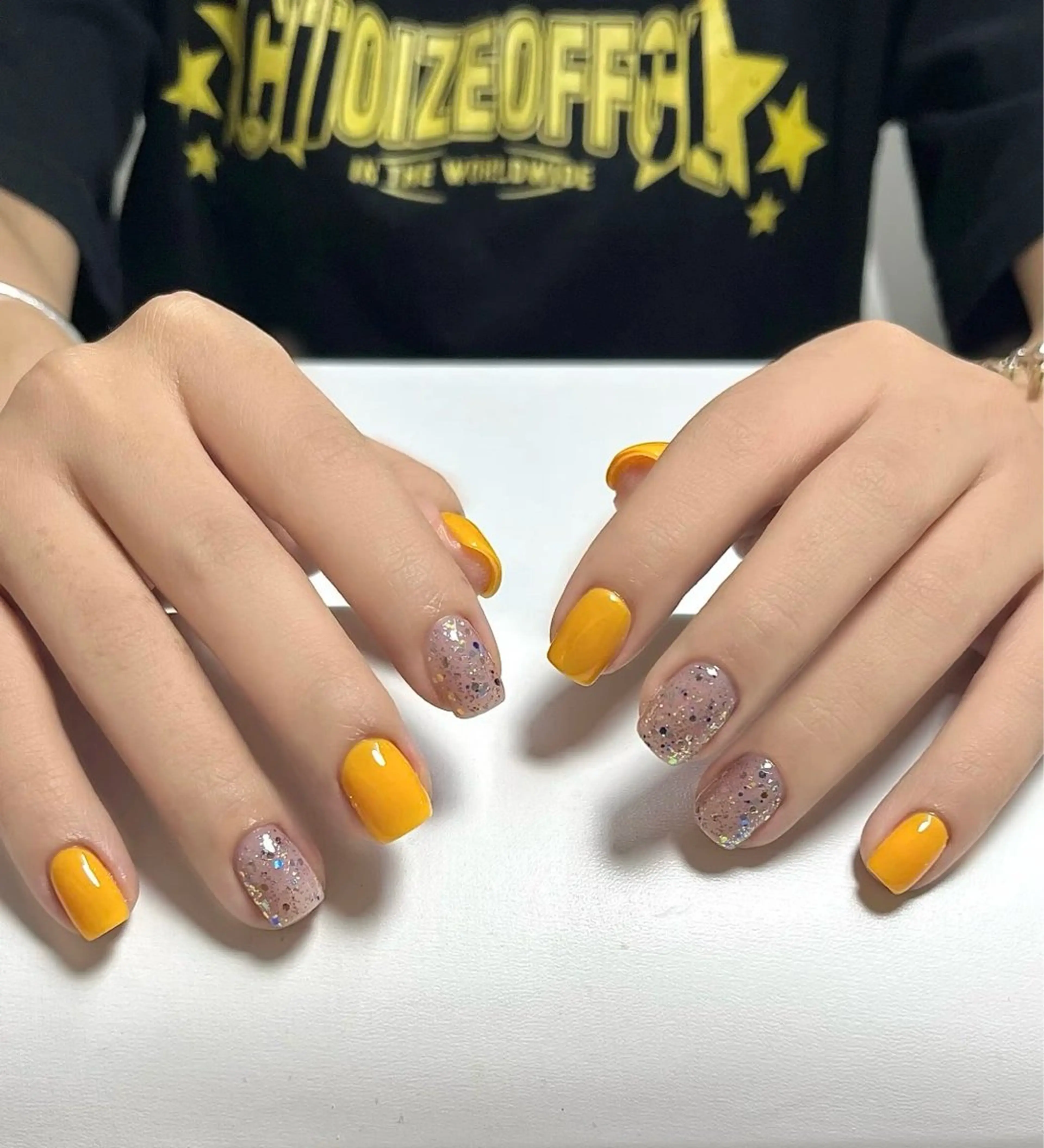 ネイル 高木 維麗絲のネイルデザイン