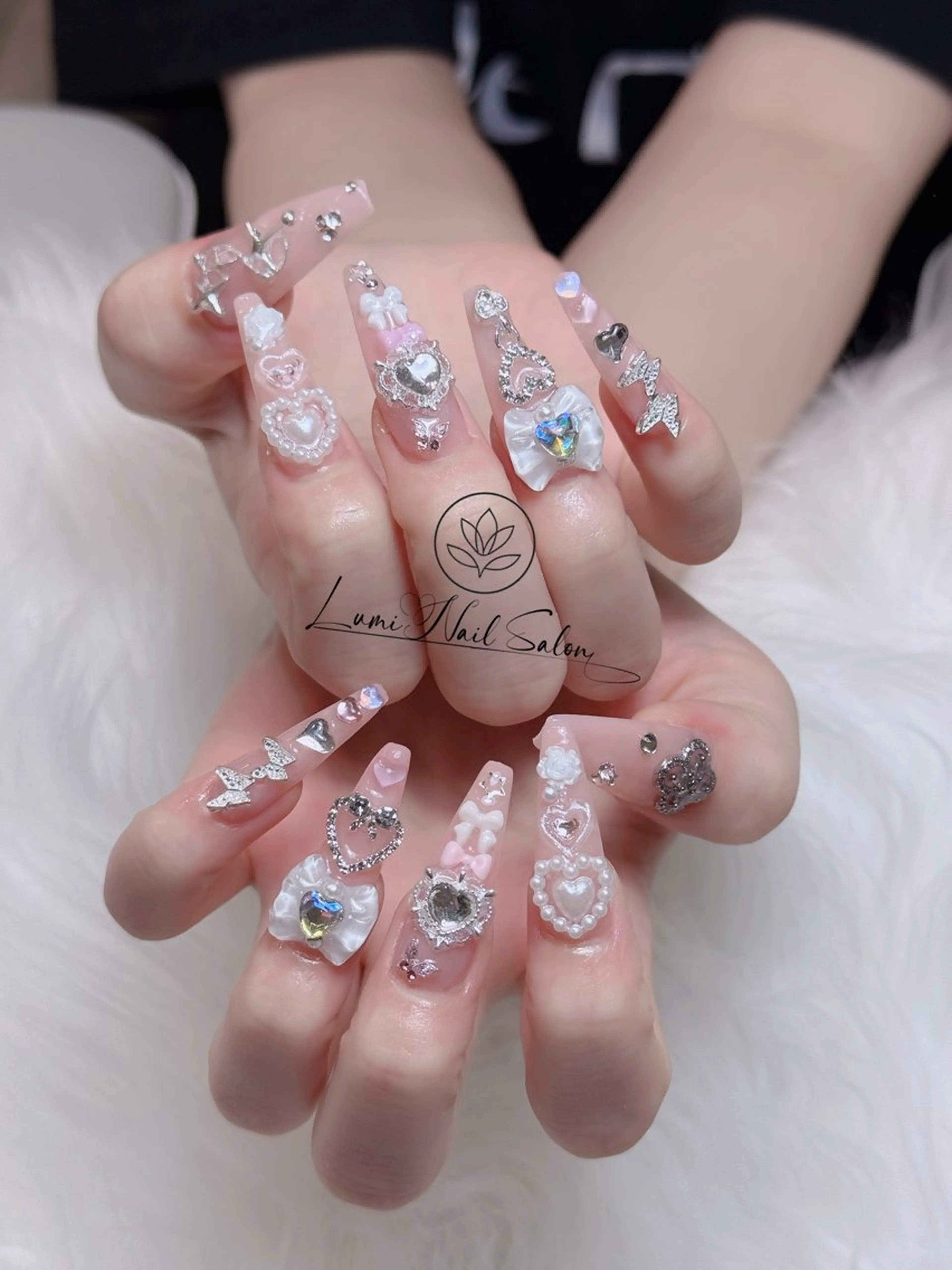 ネイル オーロラネイル チークネイル フットネイル フレンチネイル 韓国ネイル ハンドネイル Lumi Nailのネイルデザイン