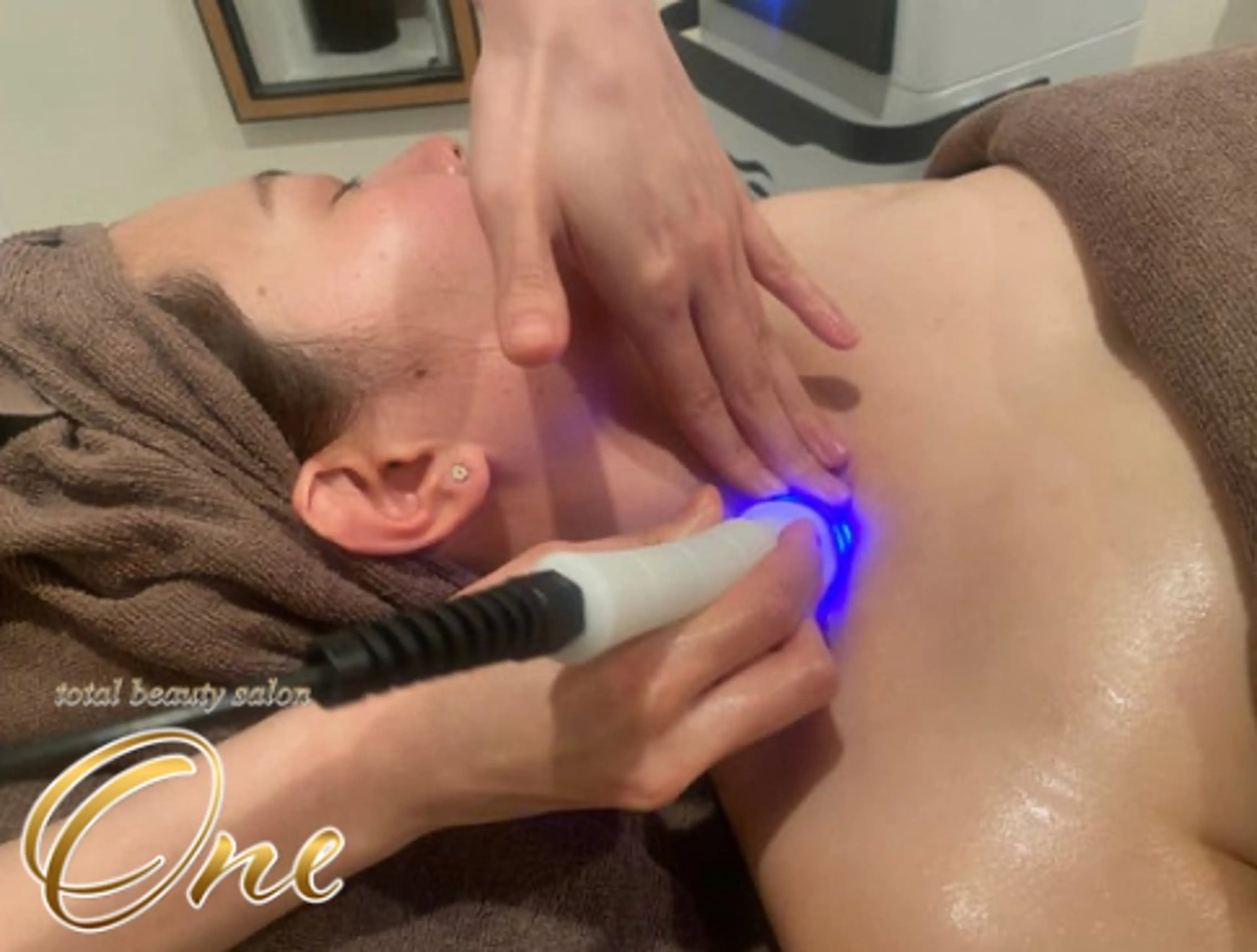 total beauty  salon ONE所属・salon ONEの眉毛・アイブロウイメージ