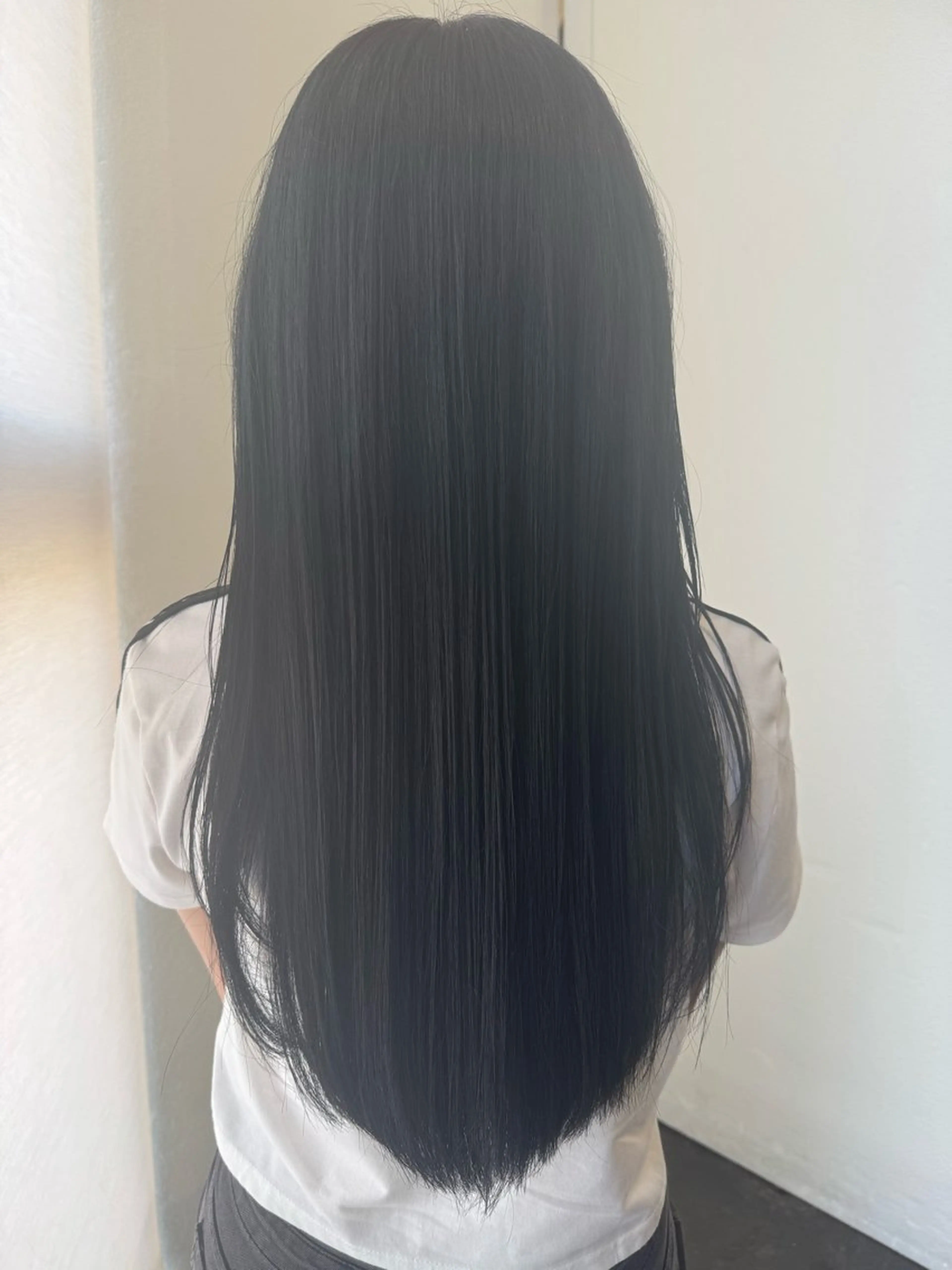 ロング ヘアカラー 透明感color ハイトーン✨みくりのヘアスタイル