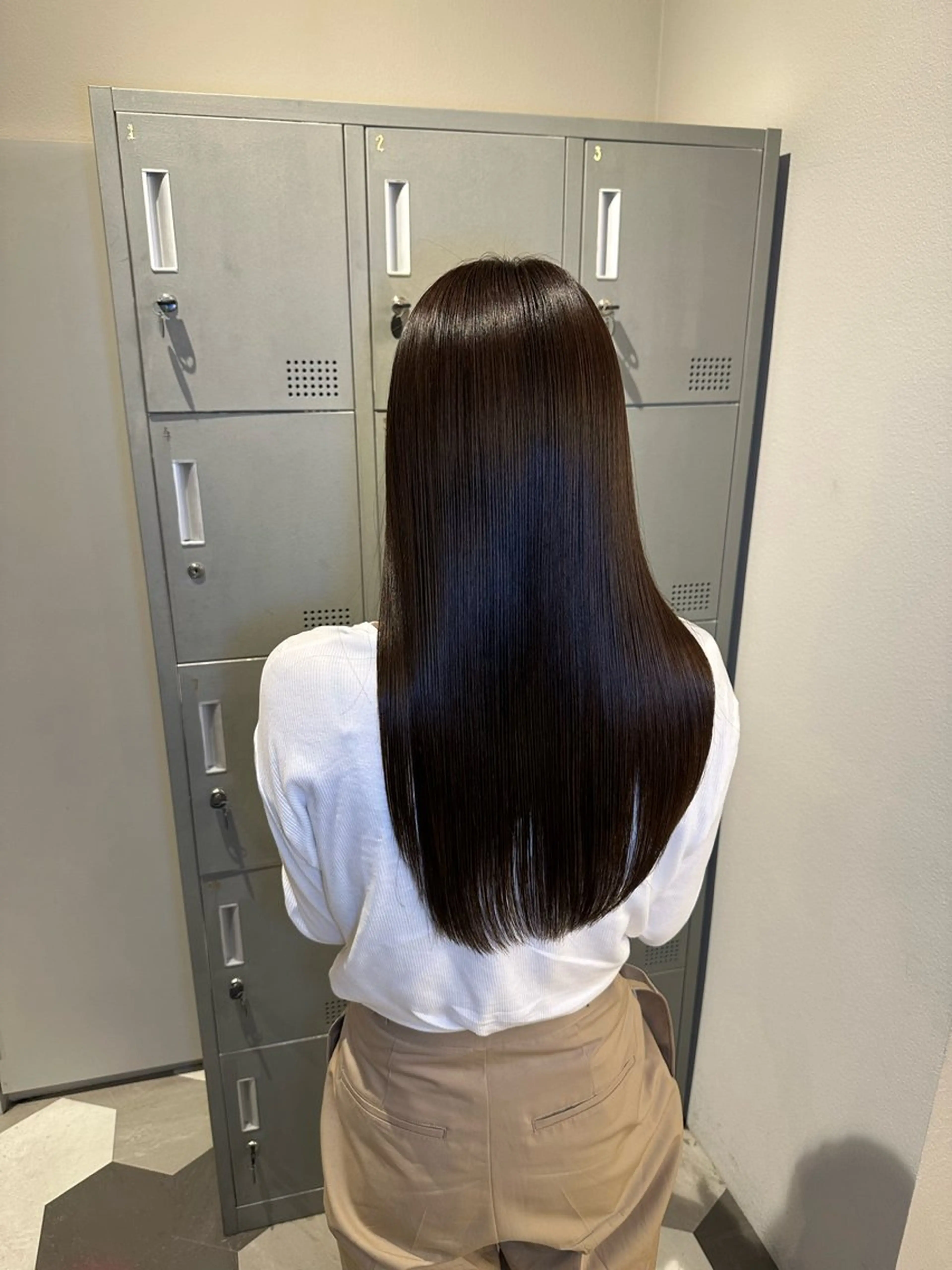 カット➕ダメージレス髪質改善カラーの写真