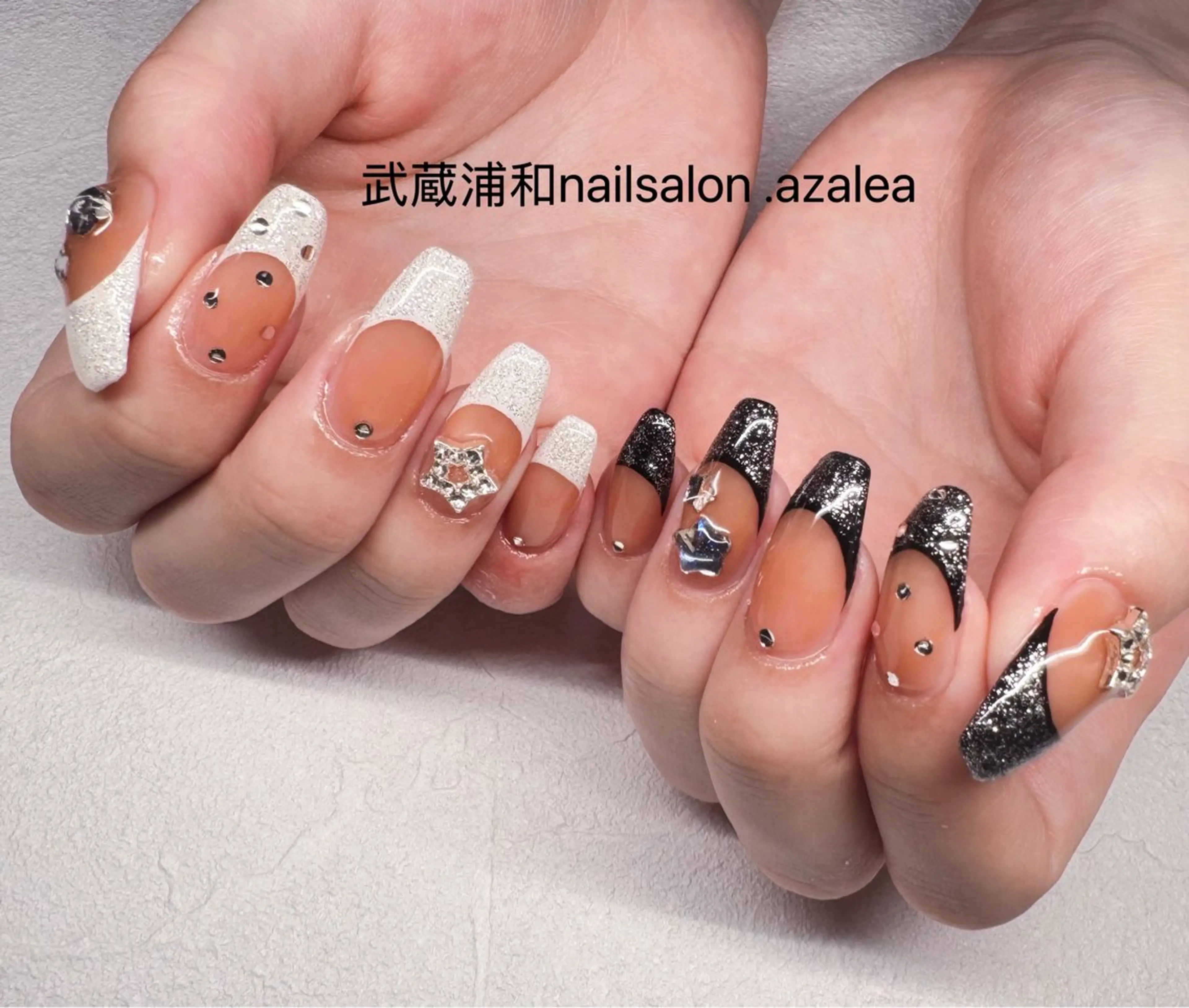 ネイル ハンドネイル R inのネイルデザイン