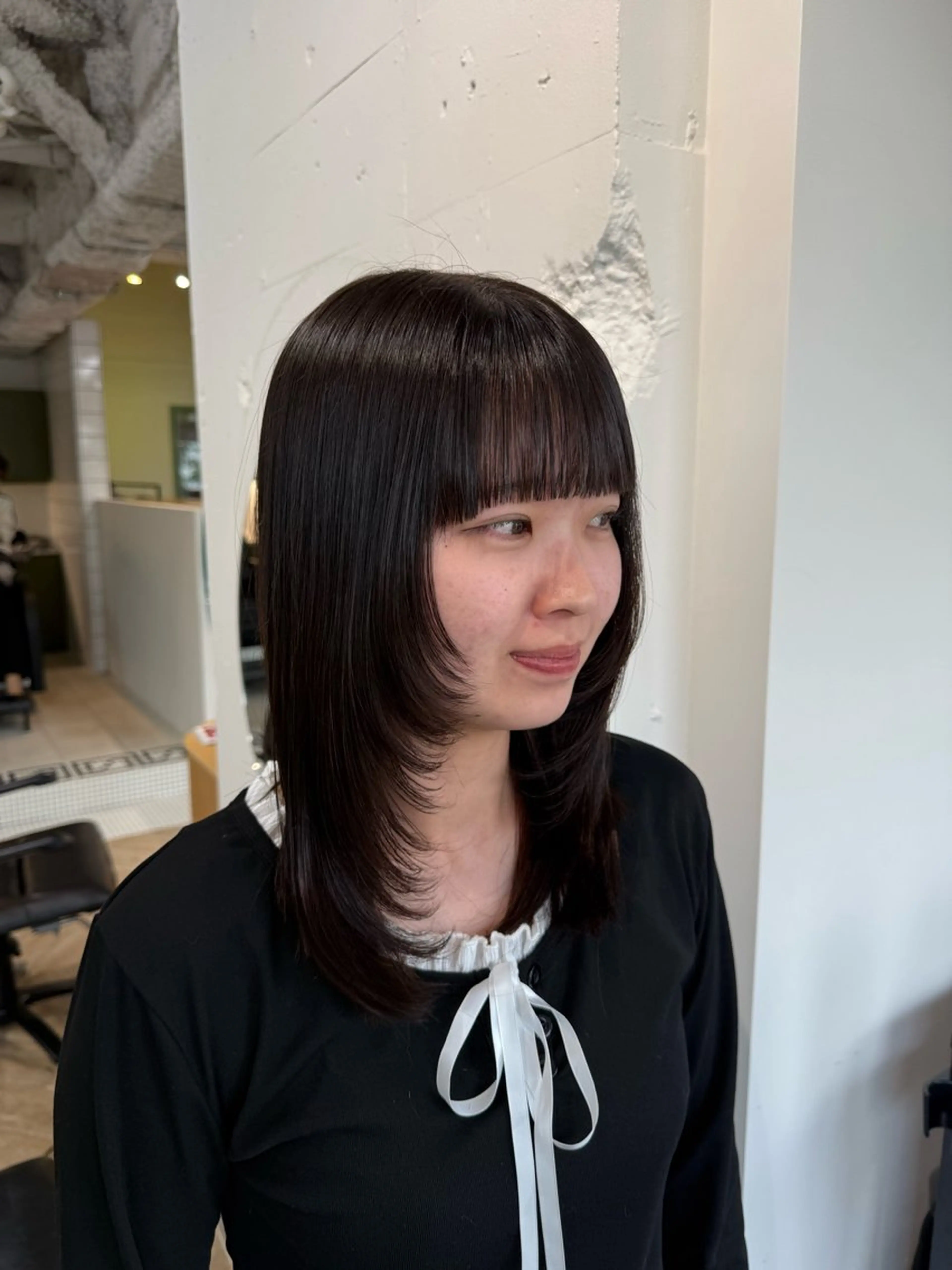 ミディアム レイヤーカット ワイドバング カット ヘアカラー トリートメント 新潟/万代/レイヤー 韓国風/明間未来のヘアスタイル