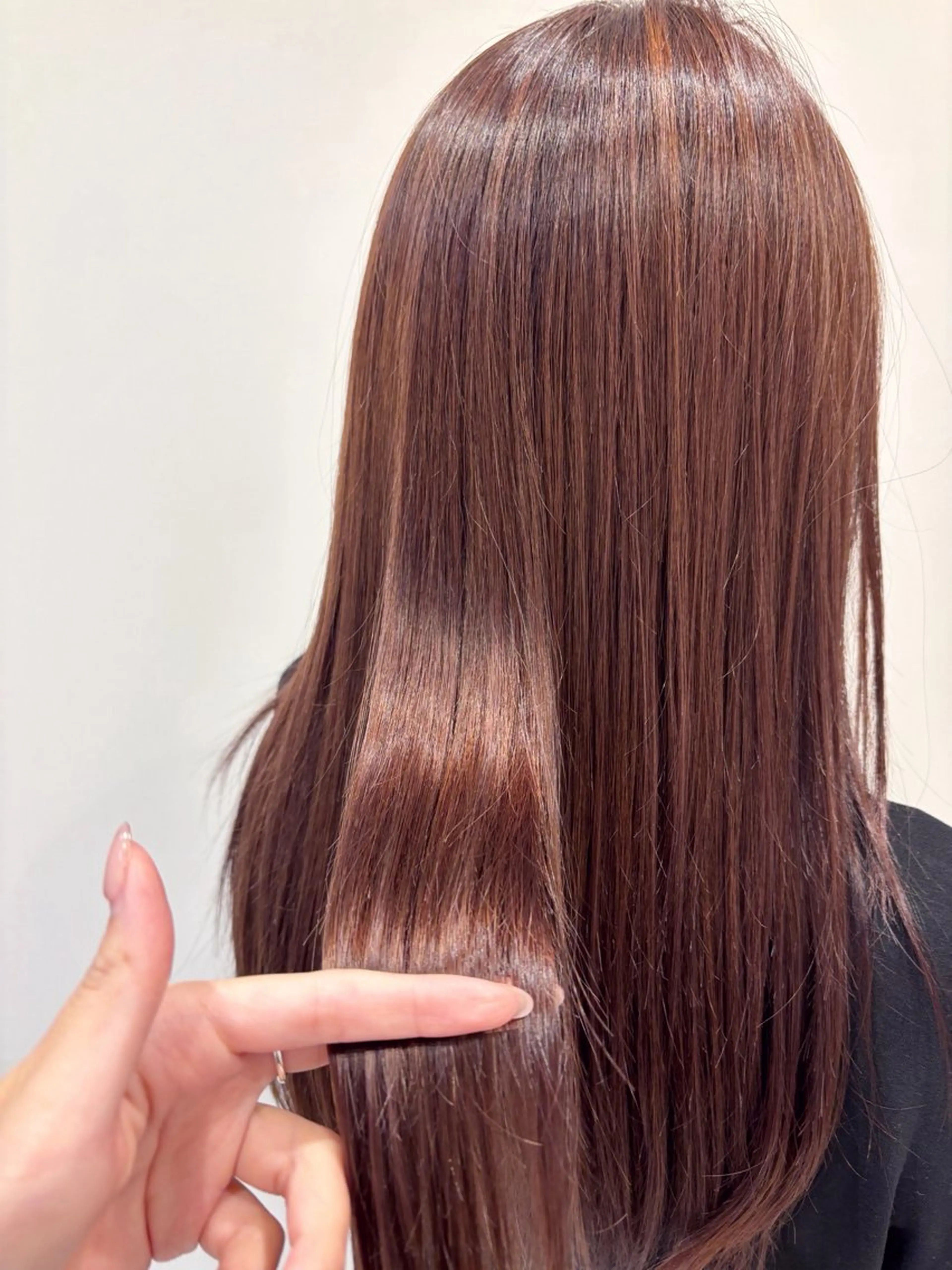 ロング カラー ベージュカラー ピンクカラー ピンクベージュ ヘアカラー 💐レイヤー/透明感 カラー💐智口彩香のヘアスタイル