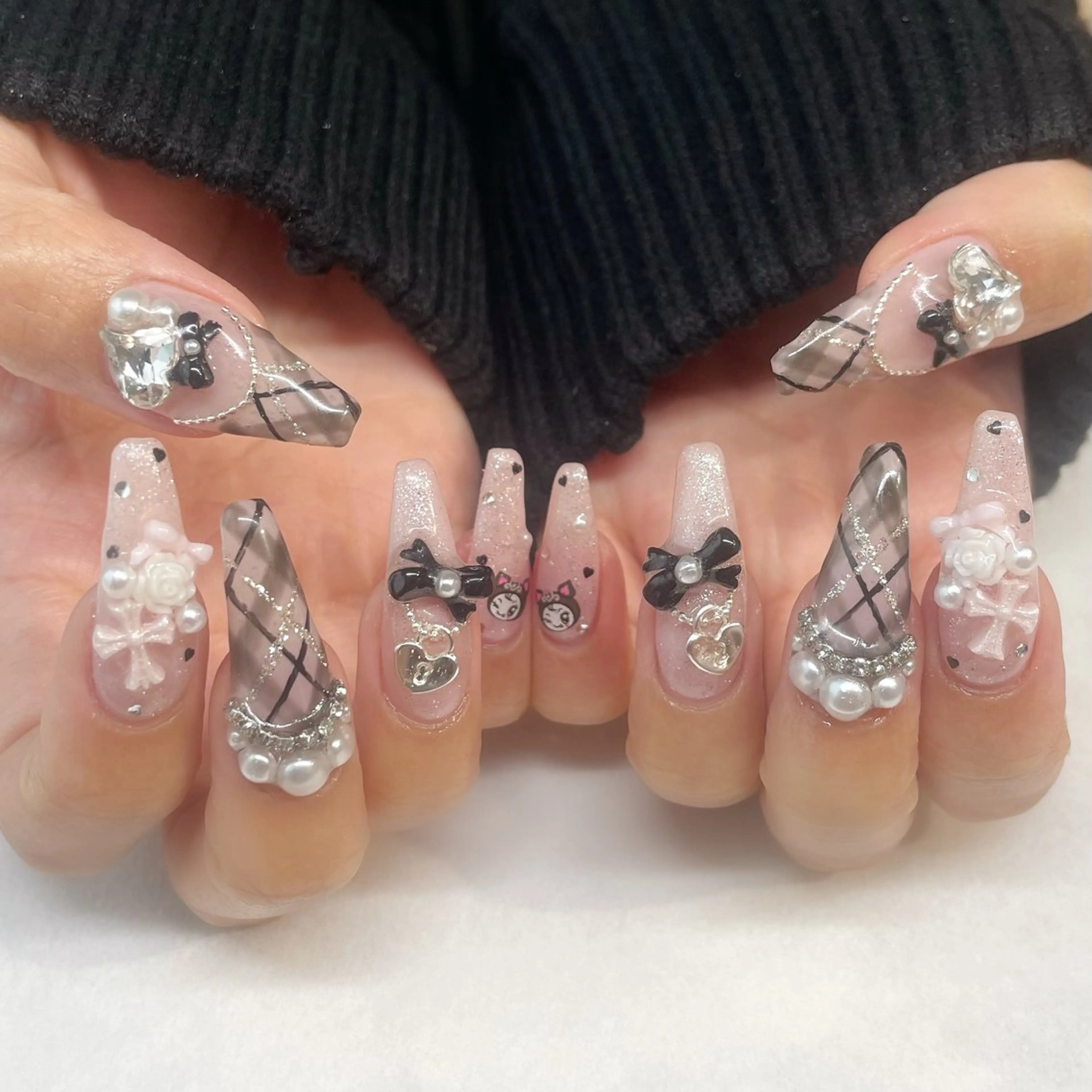 ネイル 持ち込み ハンドネイル 💎🐰 saki. m 🐰💎のネイルデザイン