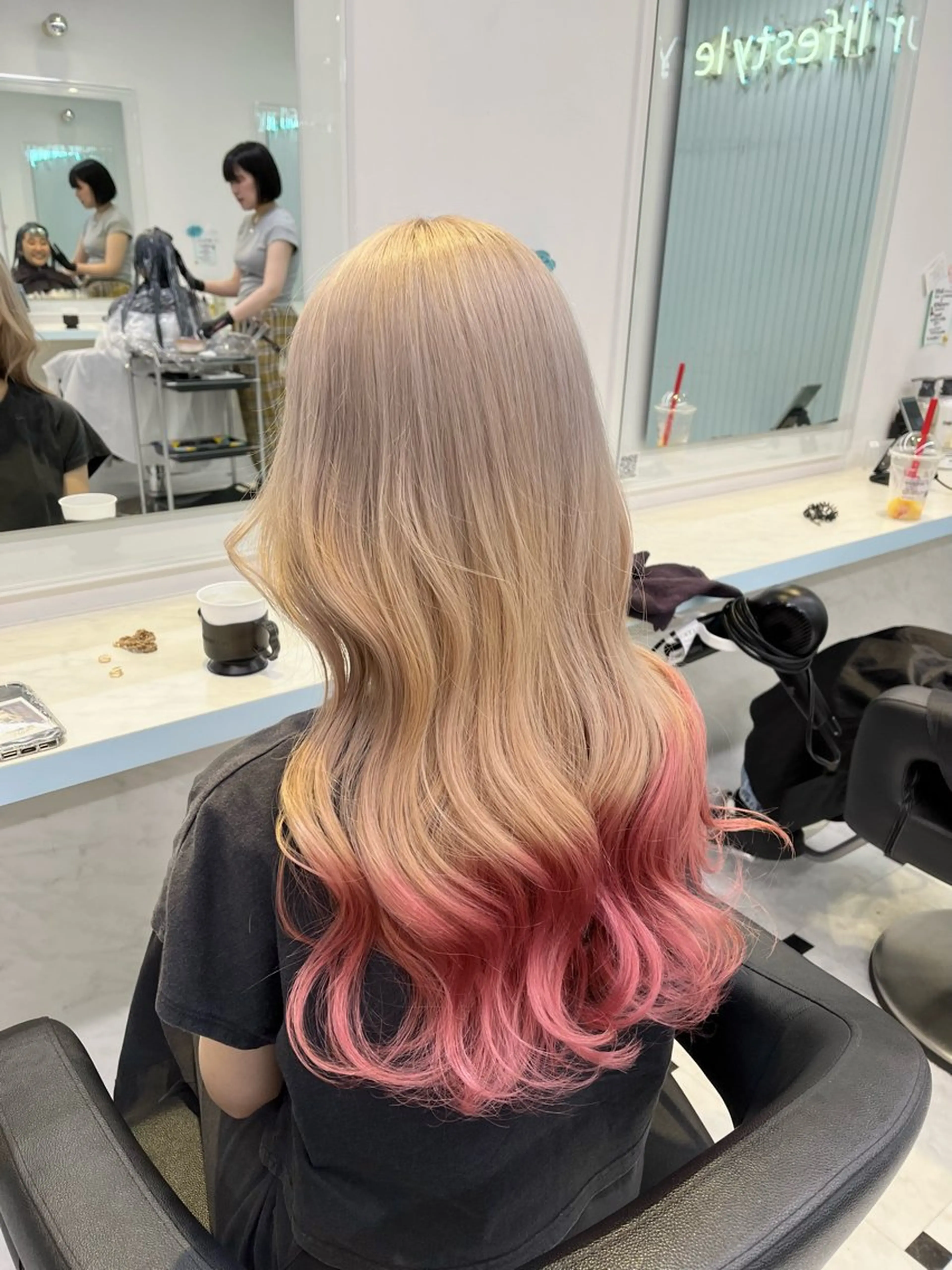 ロング カラー ヘアカラー トリートメント ブリーチカラー 🩵MIZUKIのヘアスタイル