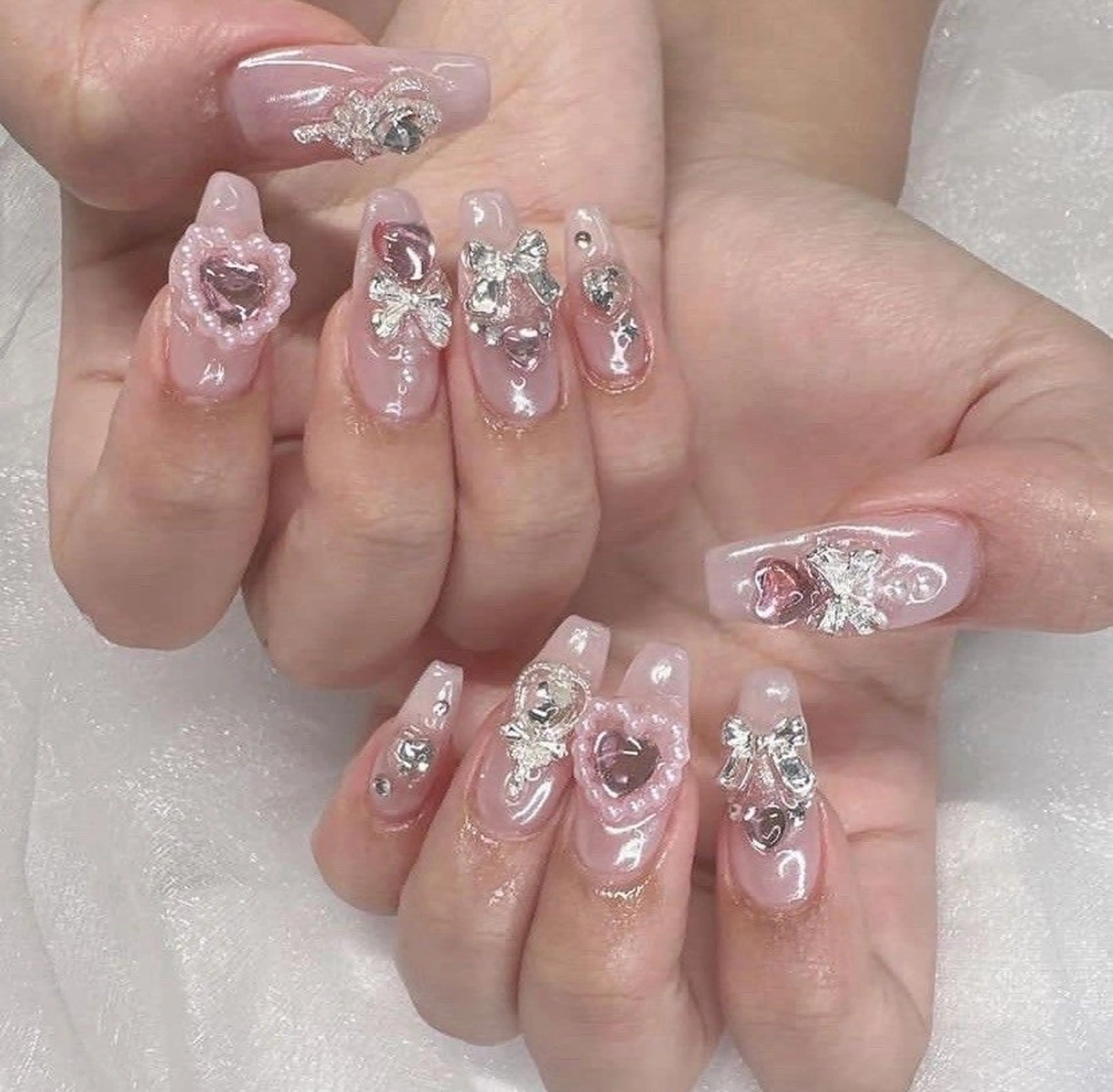 ネイル 韓国ネイル ニュアンスネイル シンプルネイル 春ネイル バレンタイン Nihonthy Nail 新宿所属・Nihonthy Nail 新宿のネイルデザイン