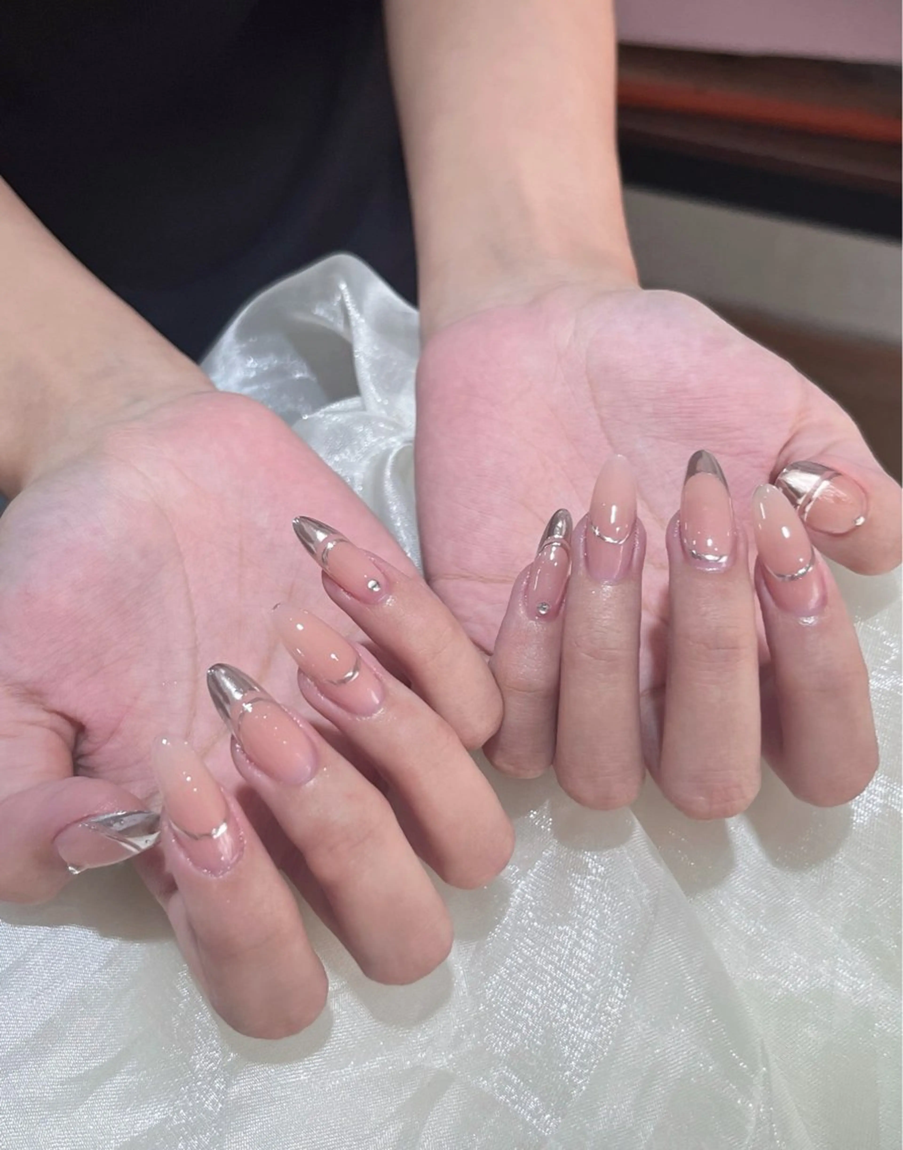 ネイル ETELUNA Nail 銀座店【パラジェル/フィルイン/チップスカルプ/マグネット/ニュアンス】所属・周 テイのネイルデザイン