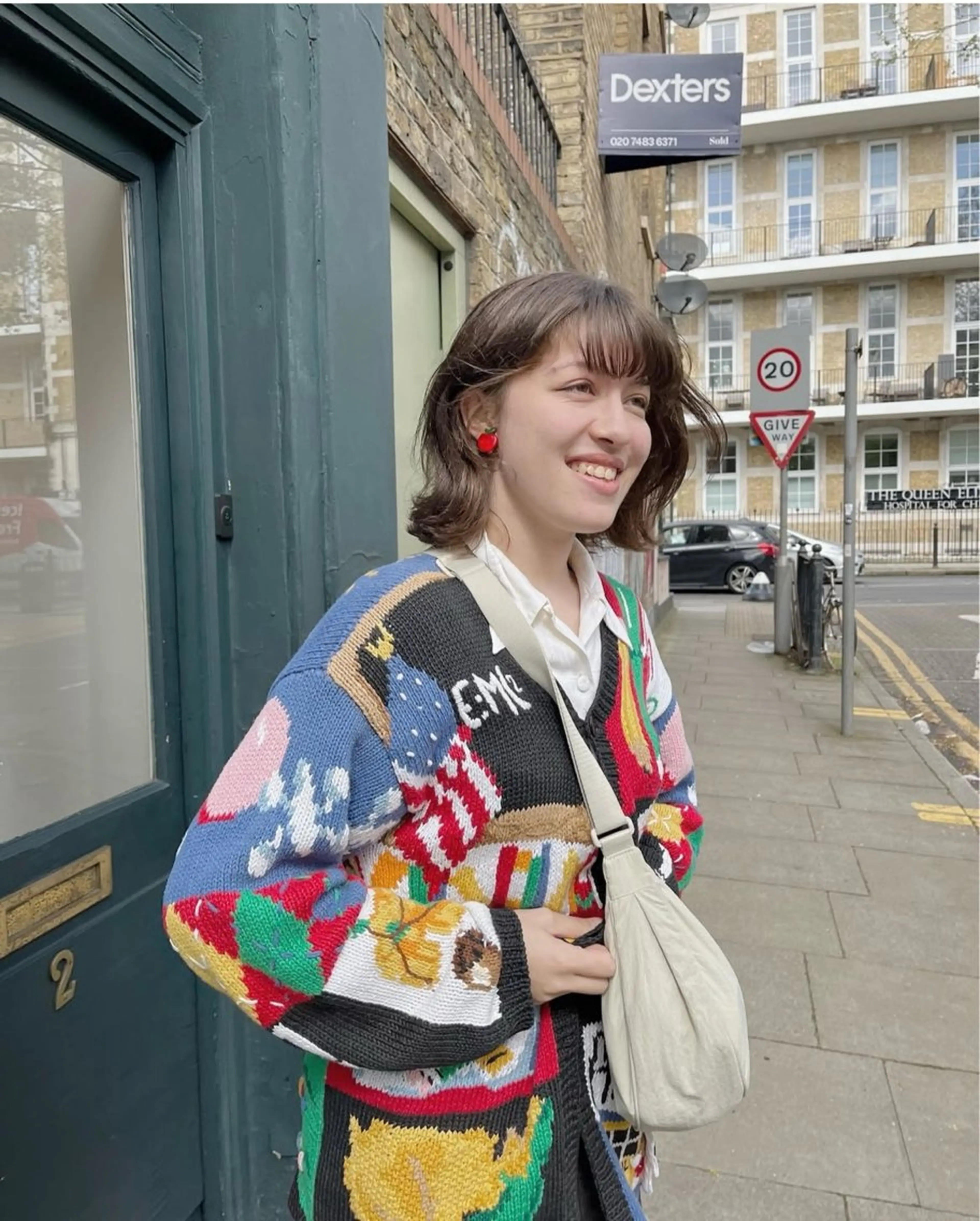 ミディアム カット yuki hair所属・yuki watanabeのヘアスタイル