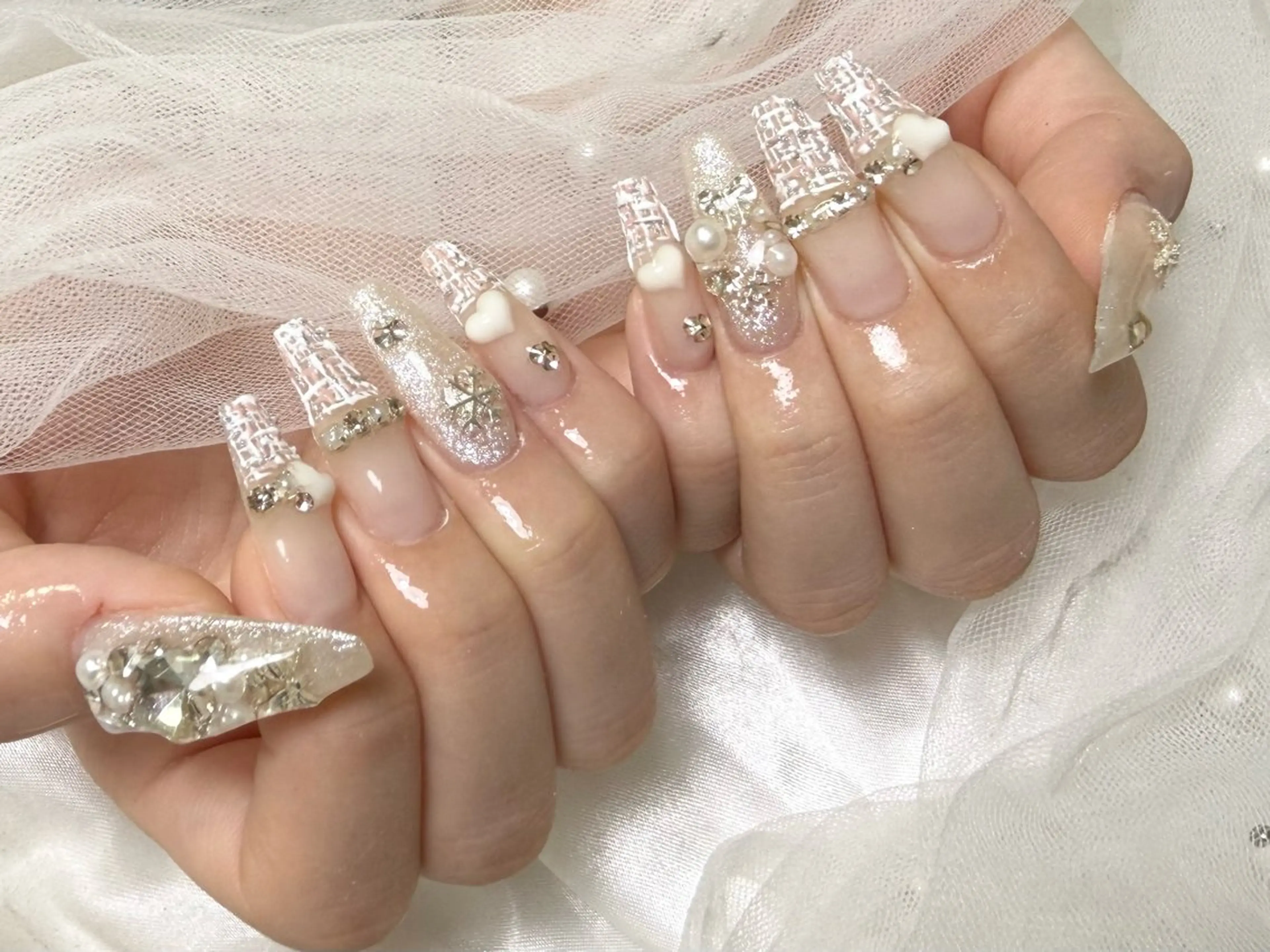 ネイル ハンドネイル Roi〈ロワ〉 Minakoのネイルデザイン