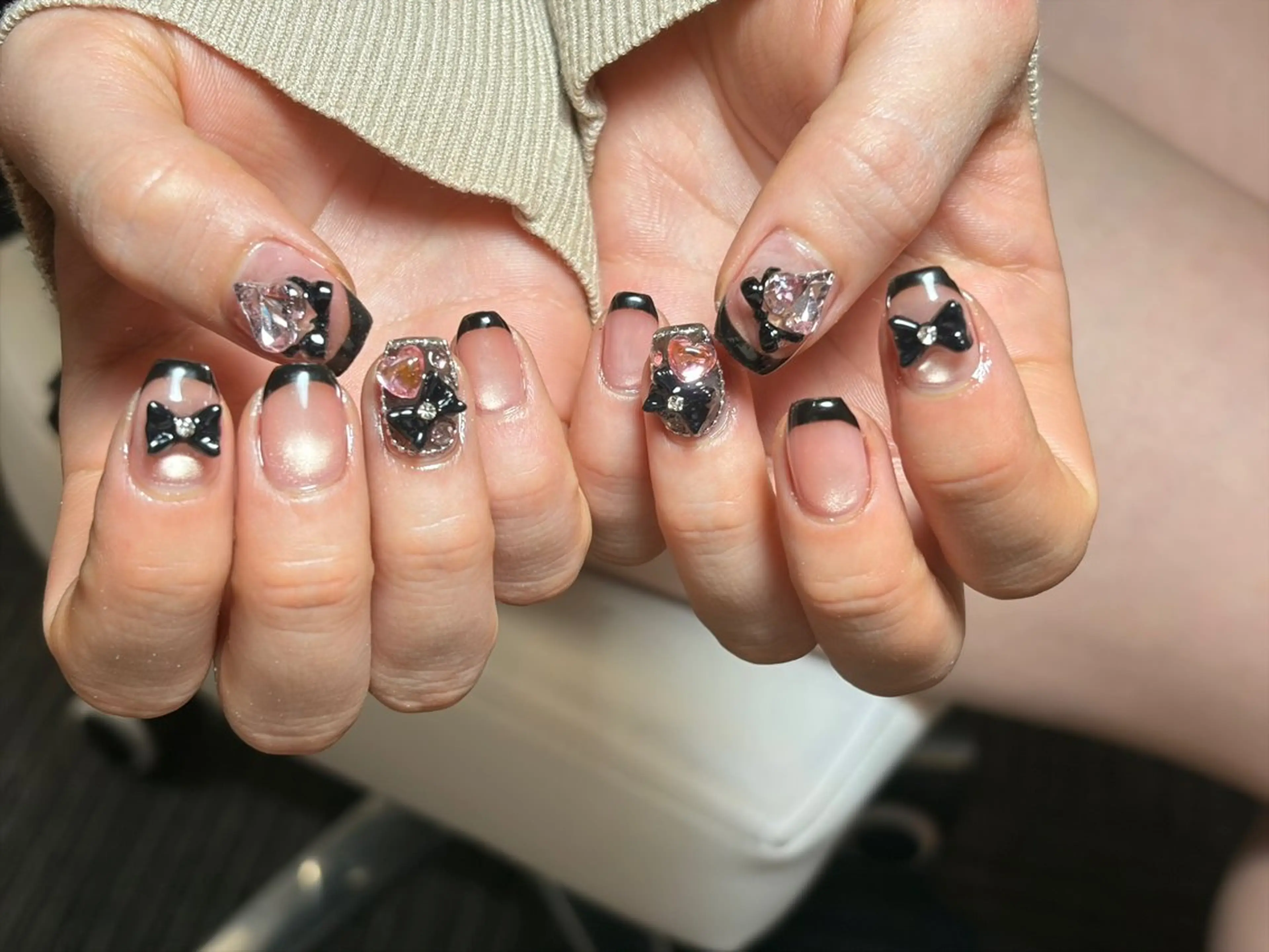 ネイル オーロラネイル チークネイル 長さ出し フットネイル フレンチネイル ハンドネイル J&C Nail Salon吉祥寺所属・YU KIのネイルデザイン