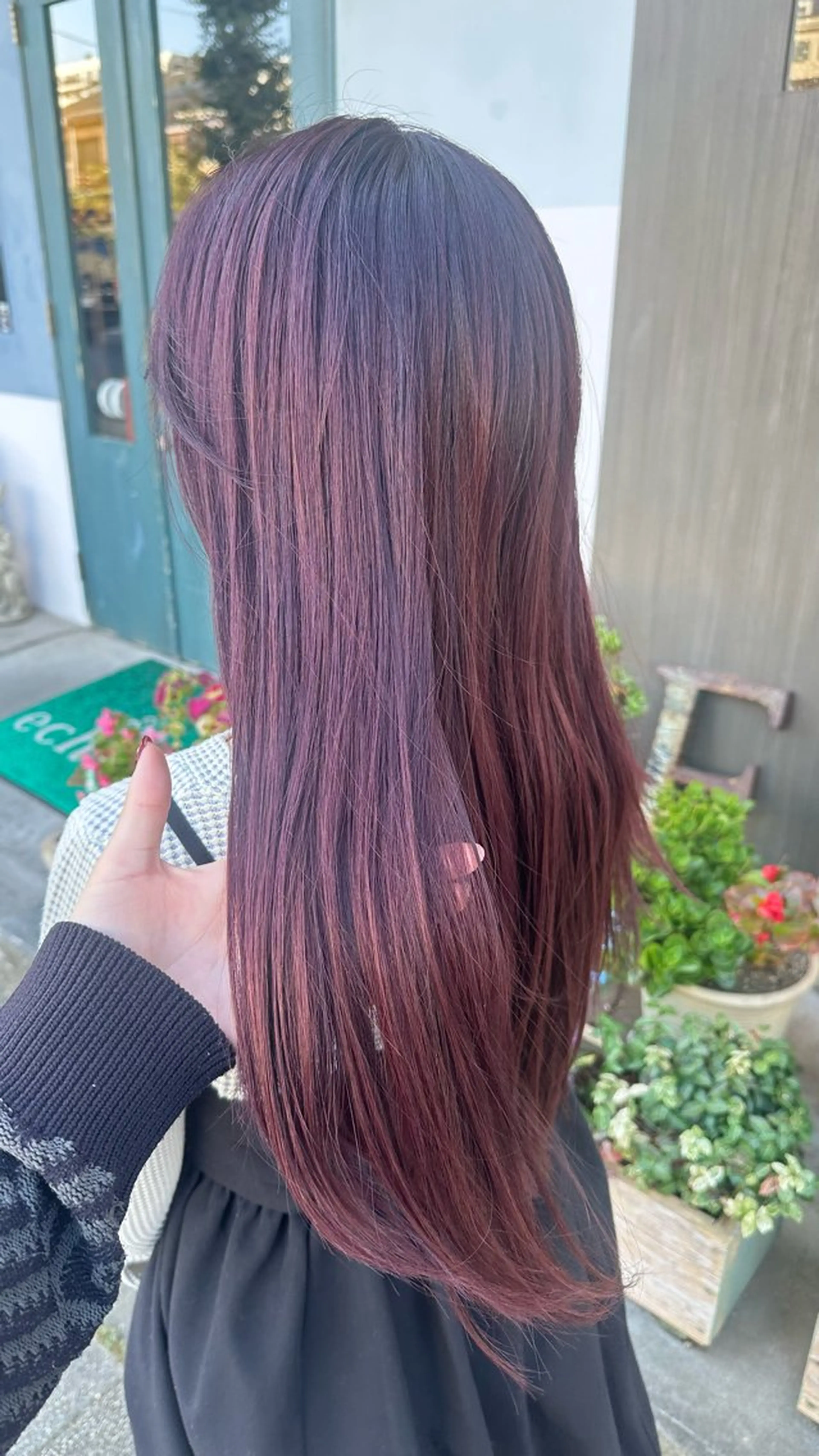 ロング カラー ボルドーカラー echelle平塚店 【エシェル】所属・echelle🦋 【似合わせ】さくらのヘアスタイル