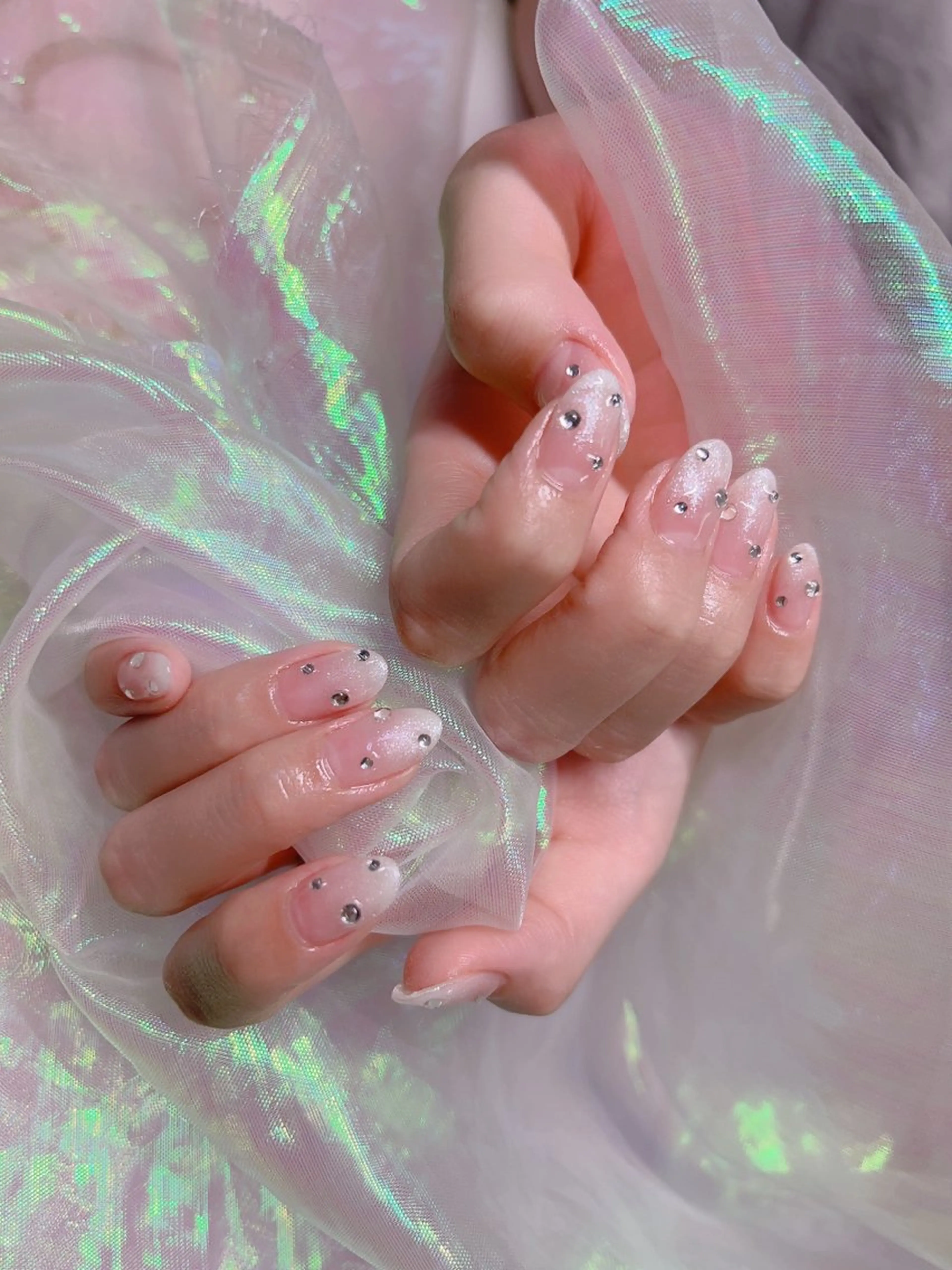 ネイル チークネイル マグネットネイル 持ち込み ニュアンスネイル シンプルネイル インフィニティ ネイルサロンのネイルデザイン