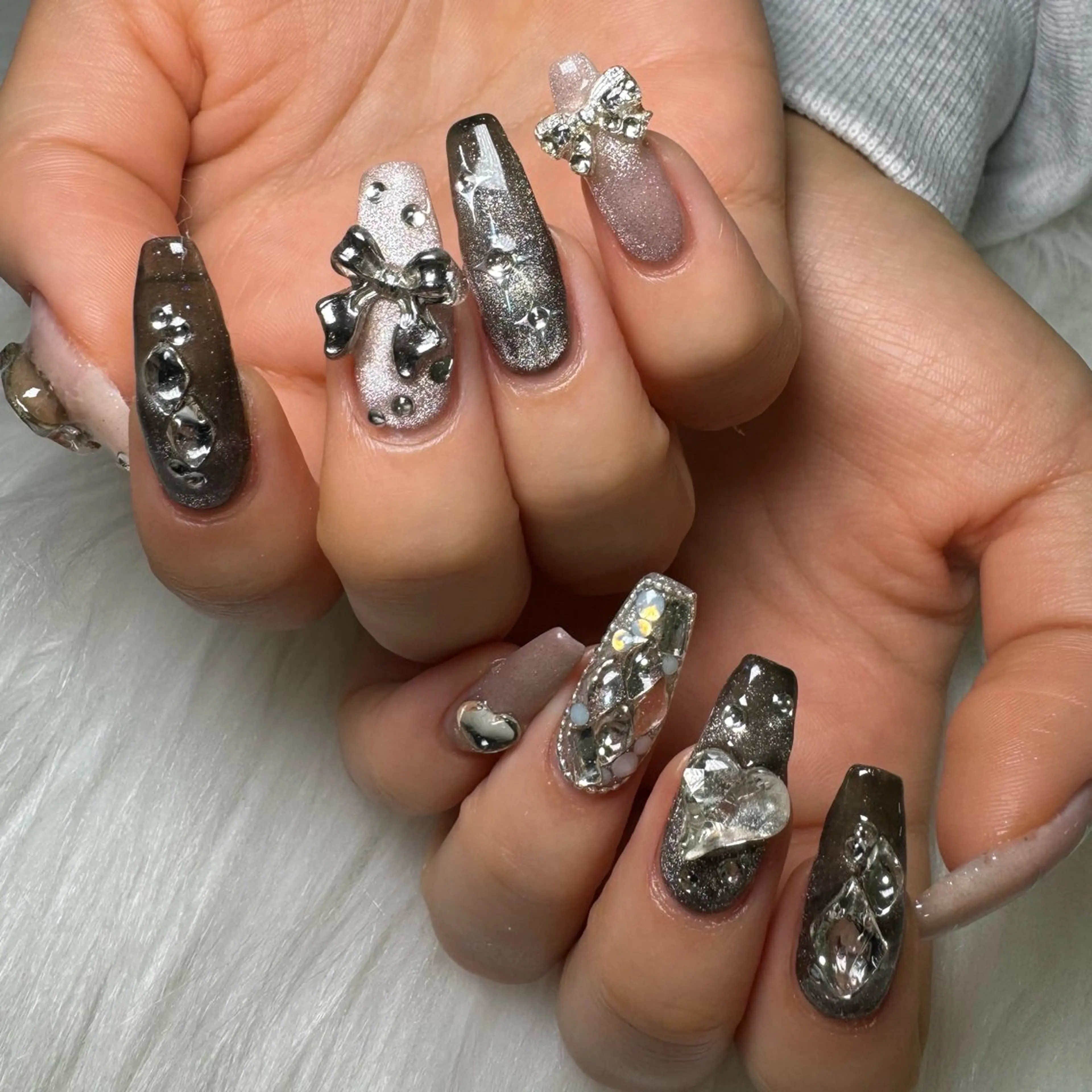 ネイル ハンドネイル 黒川 実祐のネイルデザイン