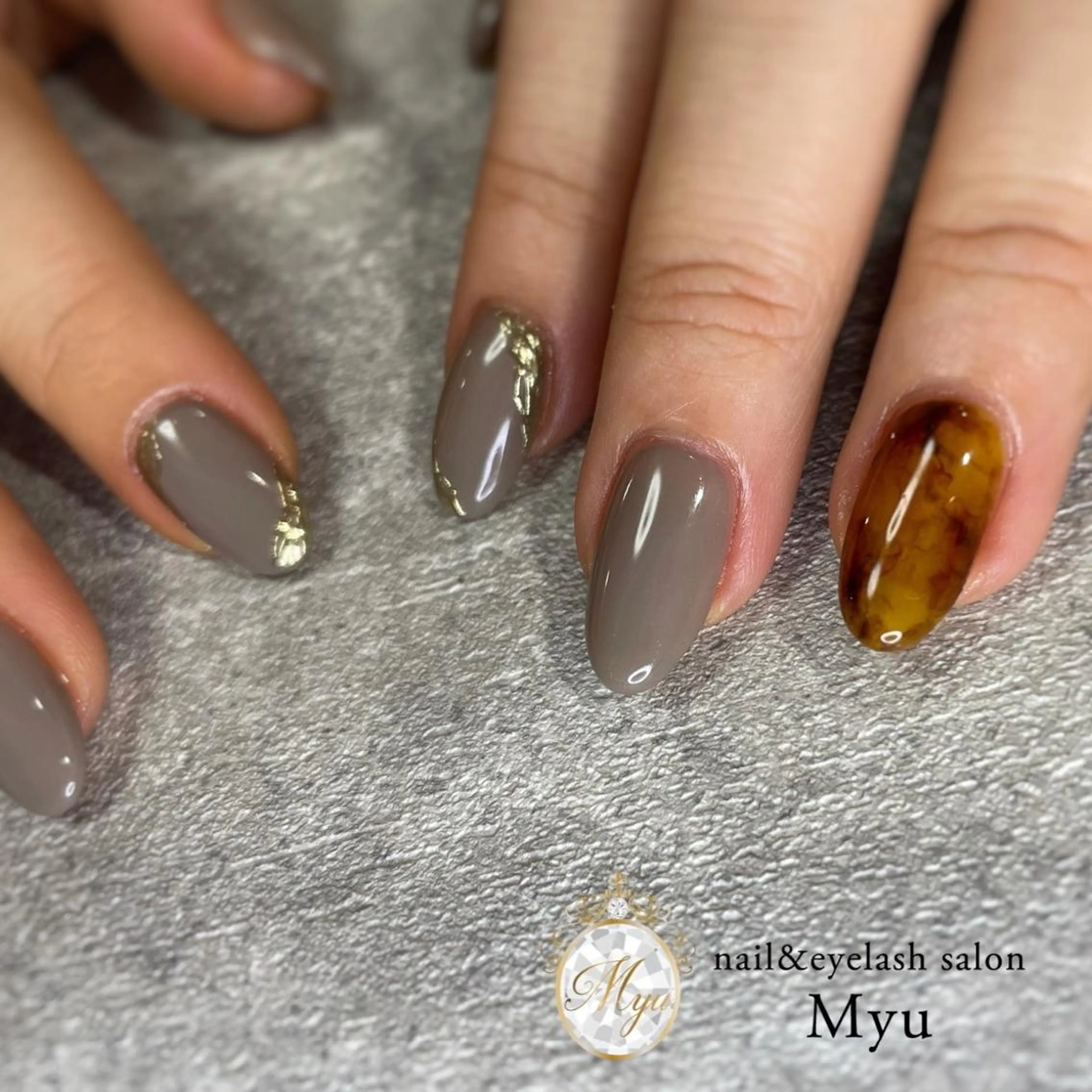 ネイル Myu博多店 かえでのネイルデザイン