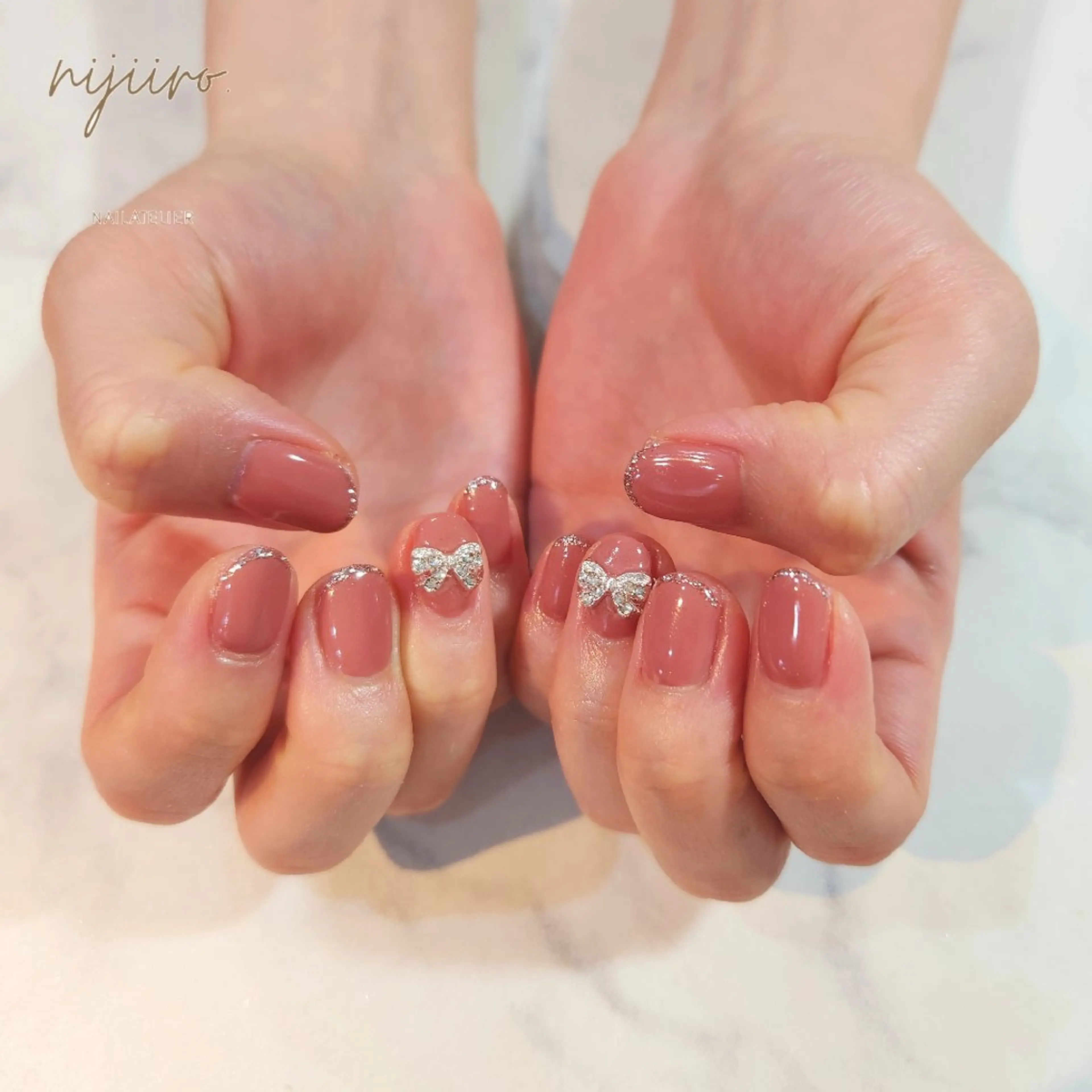 ネイル ハンドネイル nailatelier nijiiro.所属・nijiiro🌈 サトウのネイルデザイン