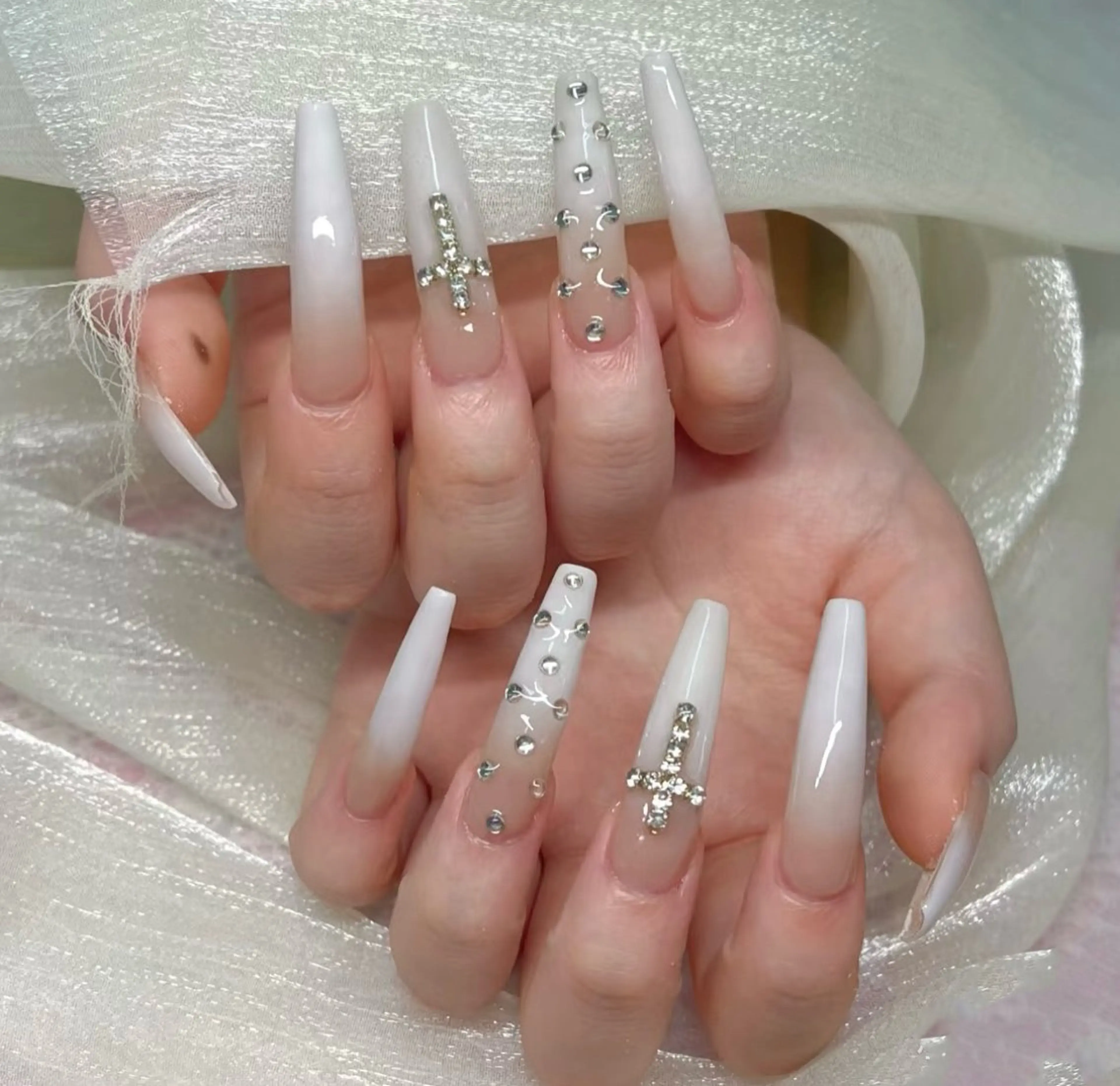 ネイル chiara  長さ出し/パラジェルのネイルデザイン