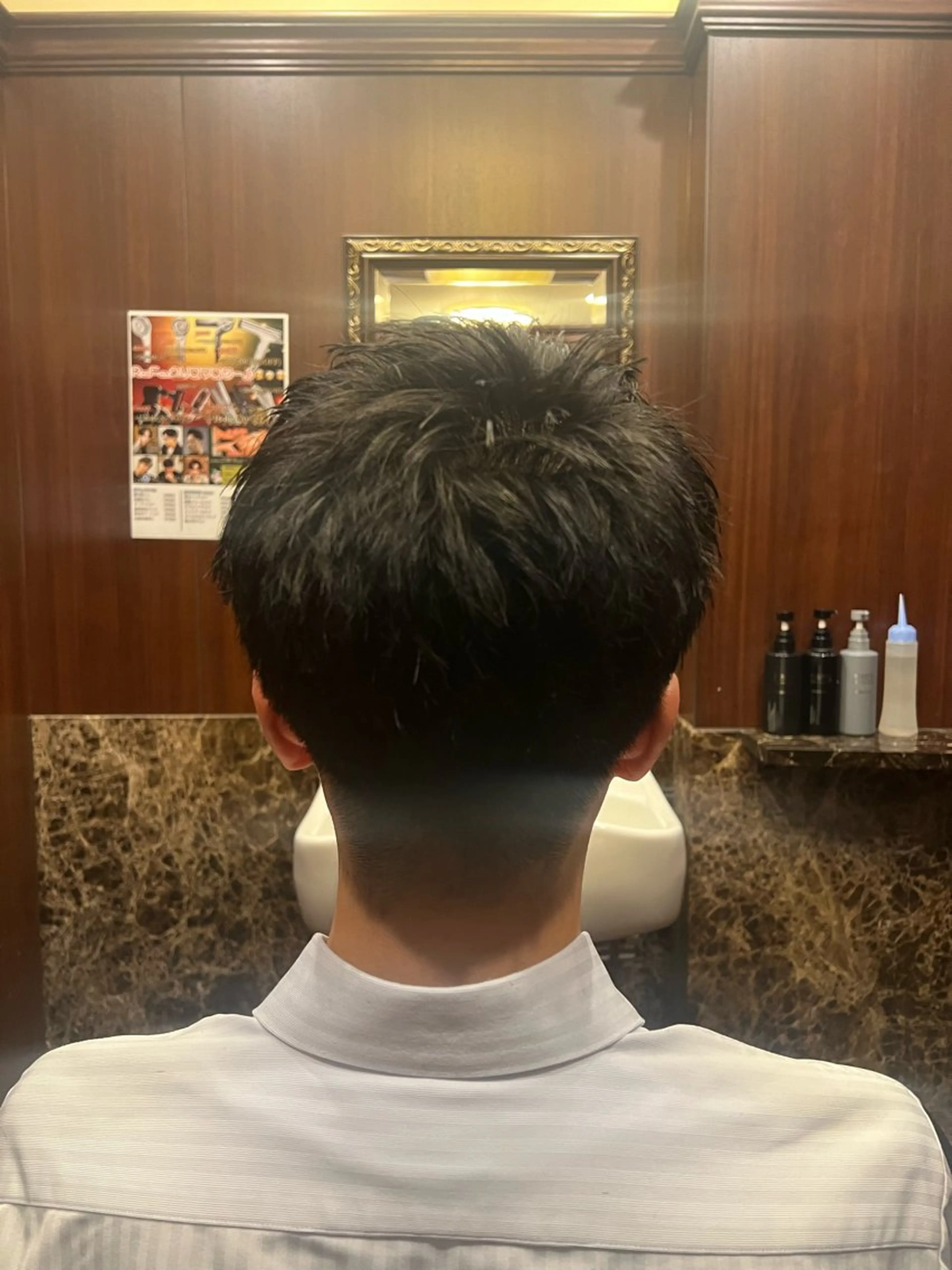 ショート ヒロ銀座バーバーショップ丸の内所属・秋山 琳太のヘアスタイル