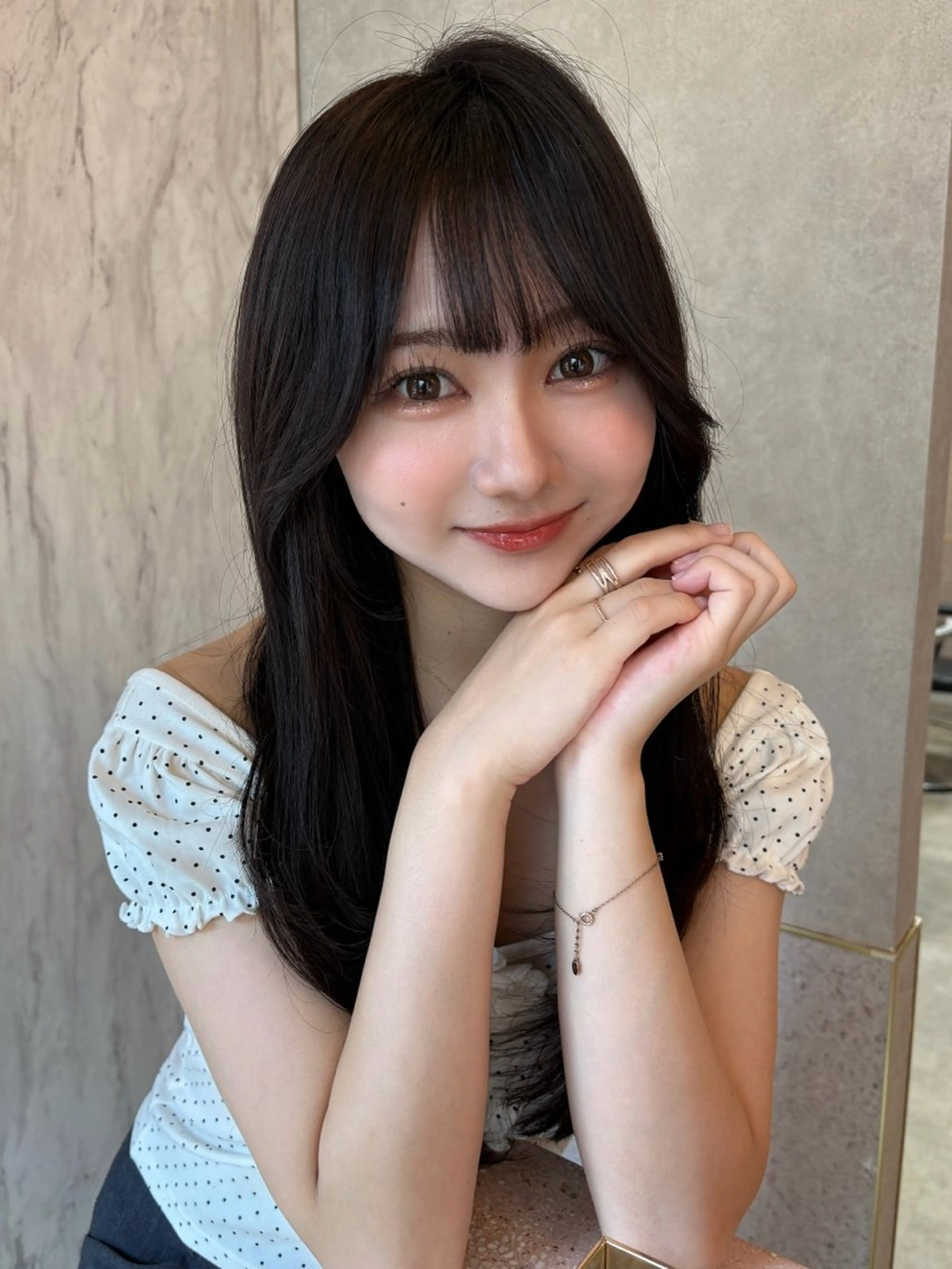 セミロング トリートメント カット ヘアカラー トリートメント Loom.by Sea【新宿】所属・暖色カラー/新宿/韓 国風レイヤー鮫島志穂のヘアスタイル