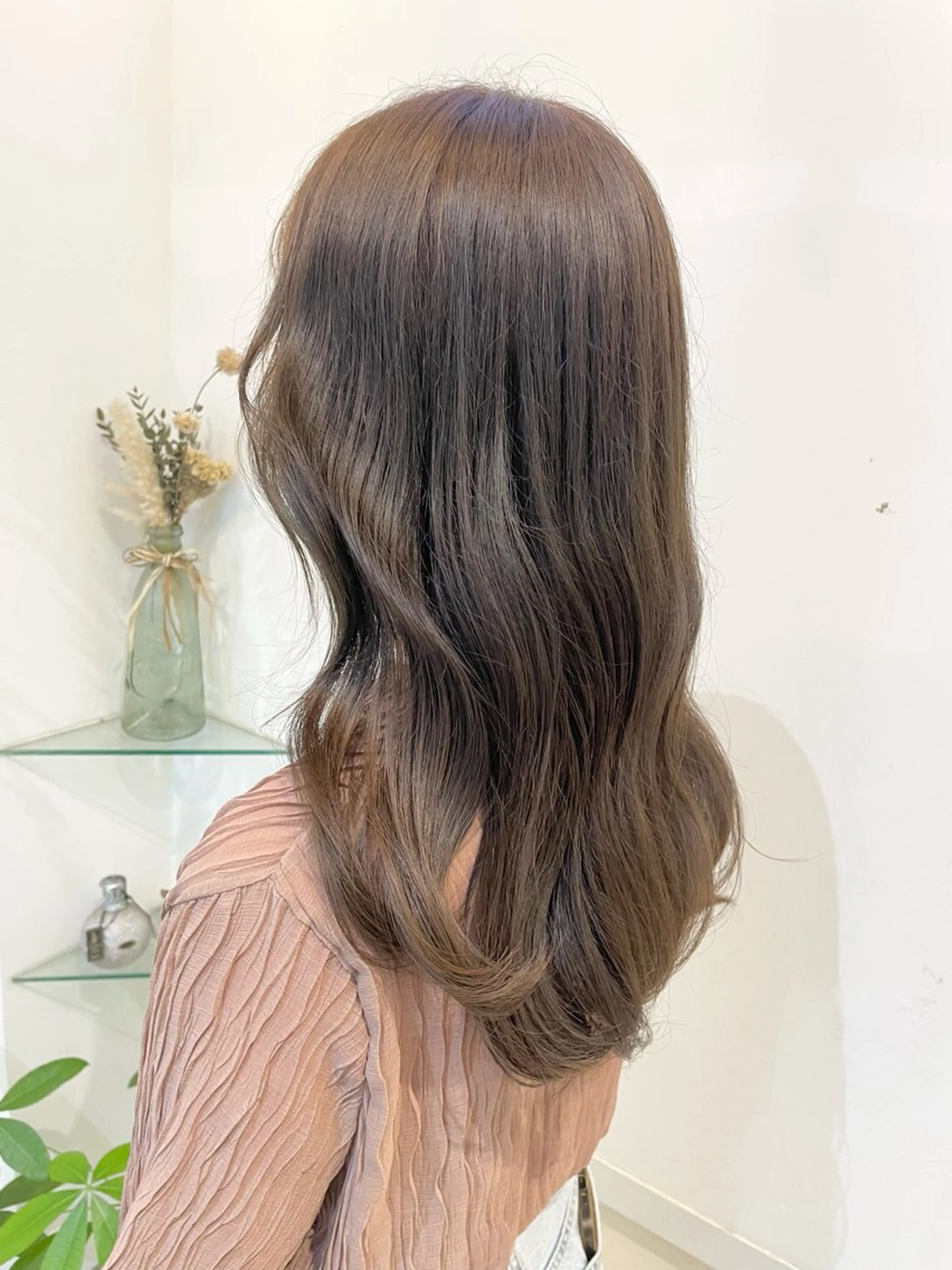 ロング カラー カット ヘアカラー トリートメント エクステ 髪質改善カラー🤍 エクステ✨君島由実子のヘアスタイル