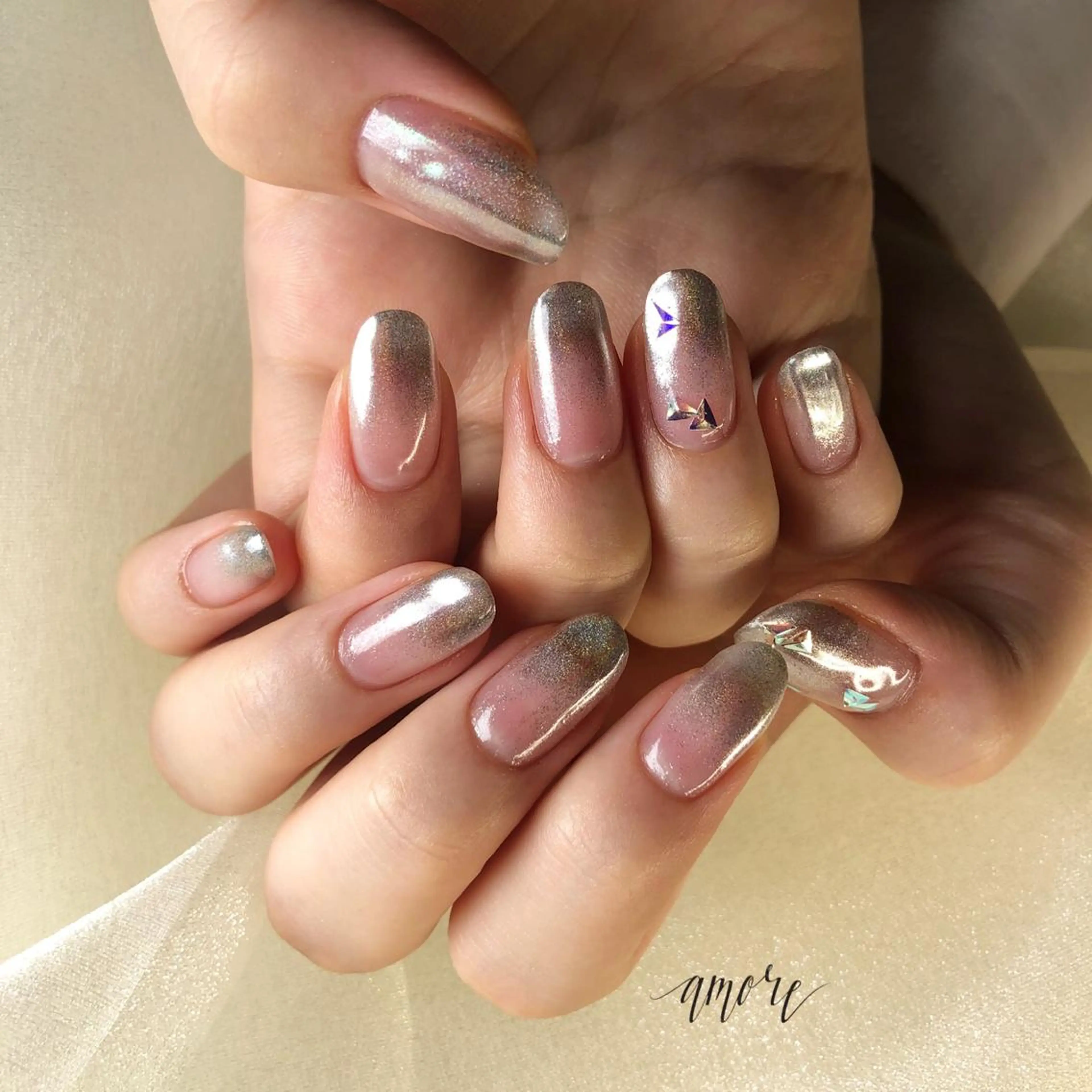 ネイル アートネイル ジェルネイル 氷ネイル・うるうるネイル マグネットネイル マットネイル You kyehwaのネイルデザイン