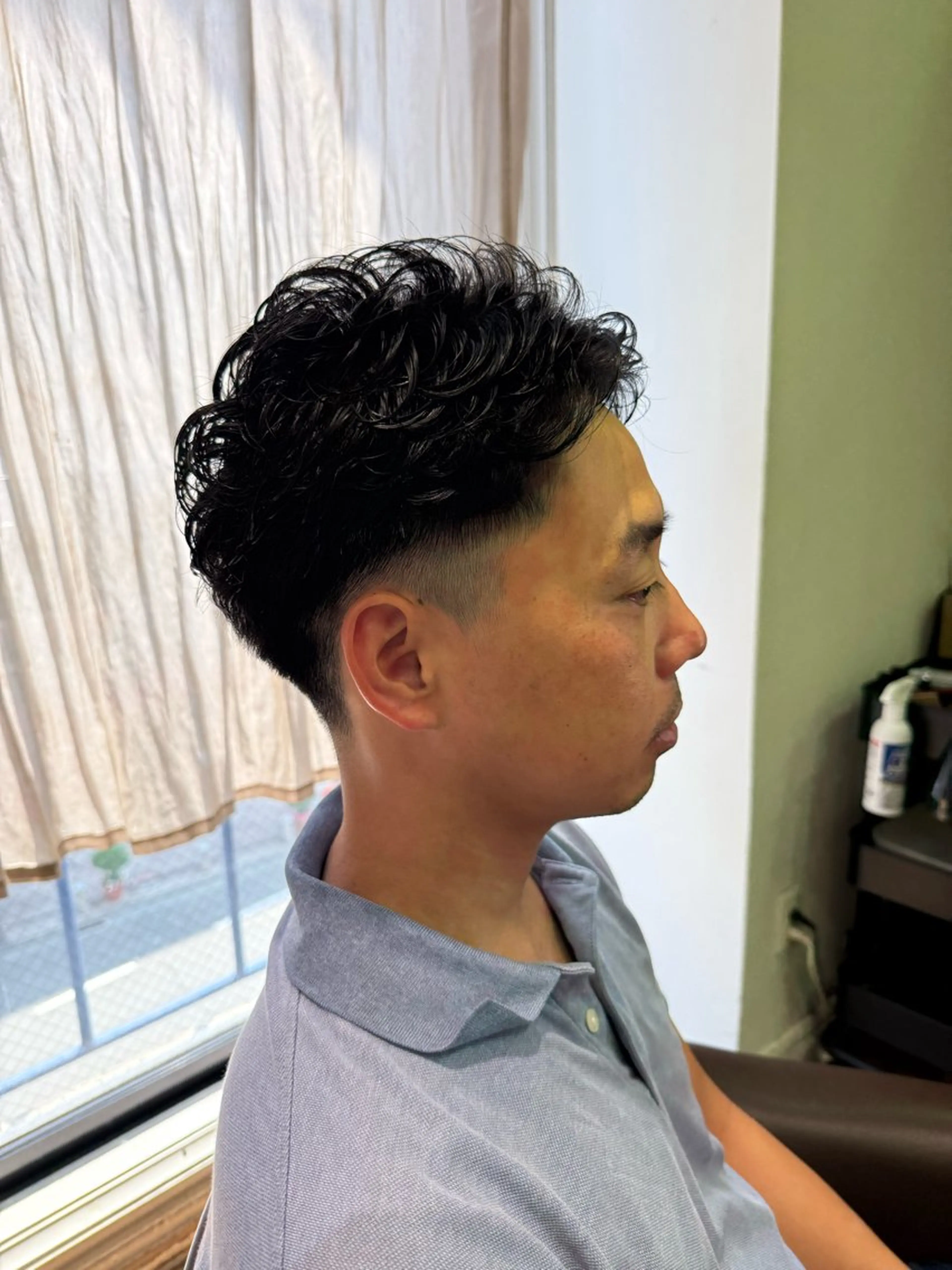 ショート メンズ ビジネス メンズパーマ 溝口 槙里也のヘアスタイル