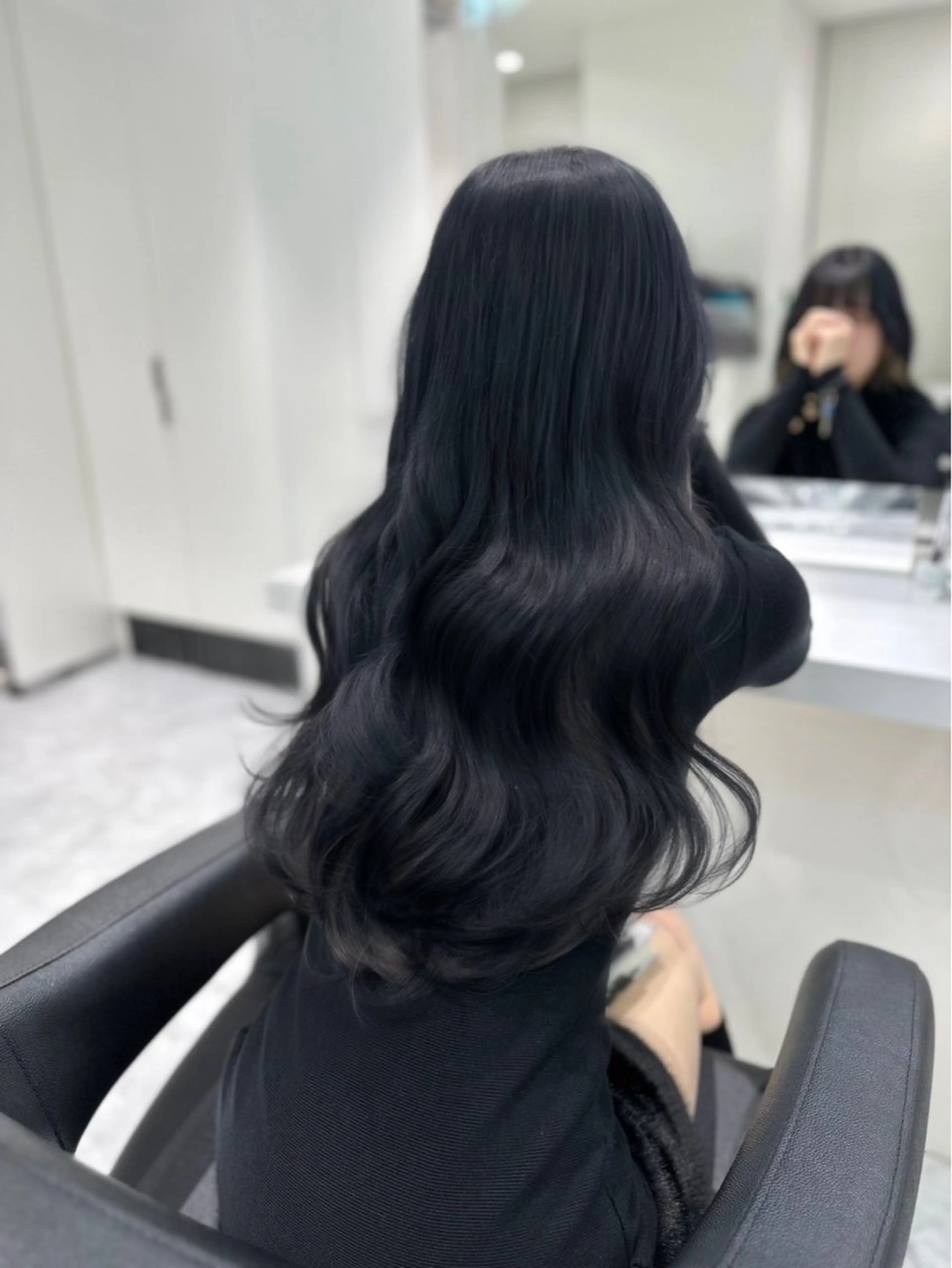 ロング カラー ヘアカラー トリートメント ヘッドスパ ヘアセット ブリーチなし透明感 ×縮毛矯正🤍ユウのヘアスタイル