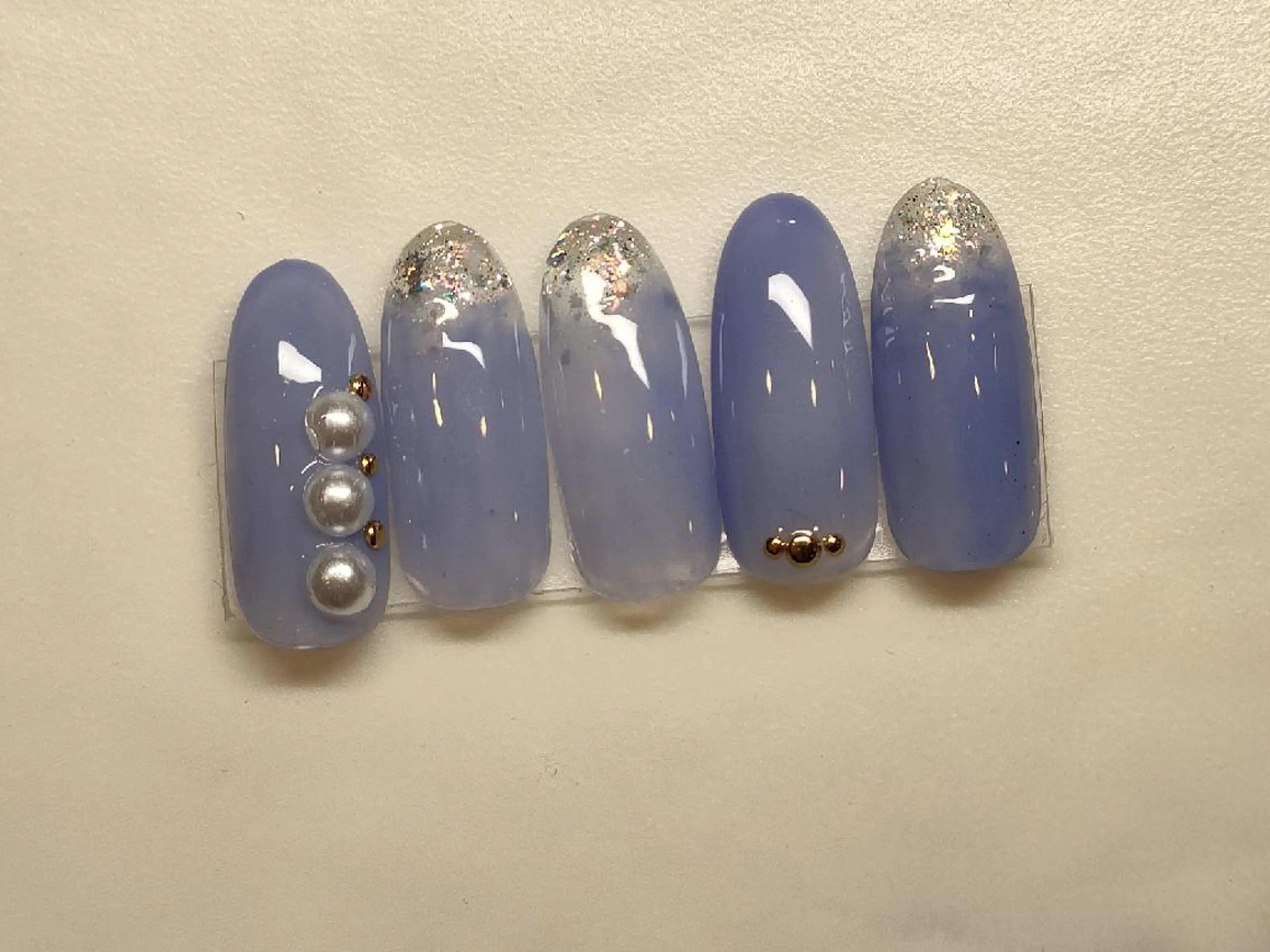 ネイル ハンドネイル 吉澤 友恵のネイルデザイン